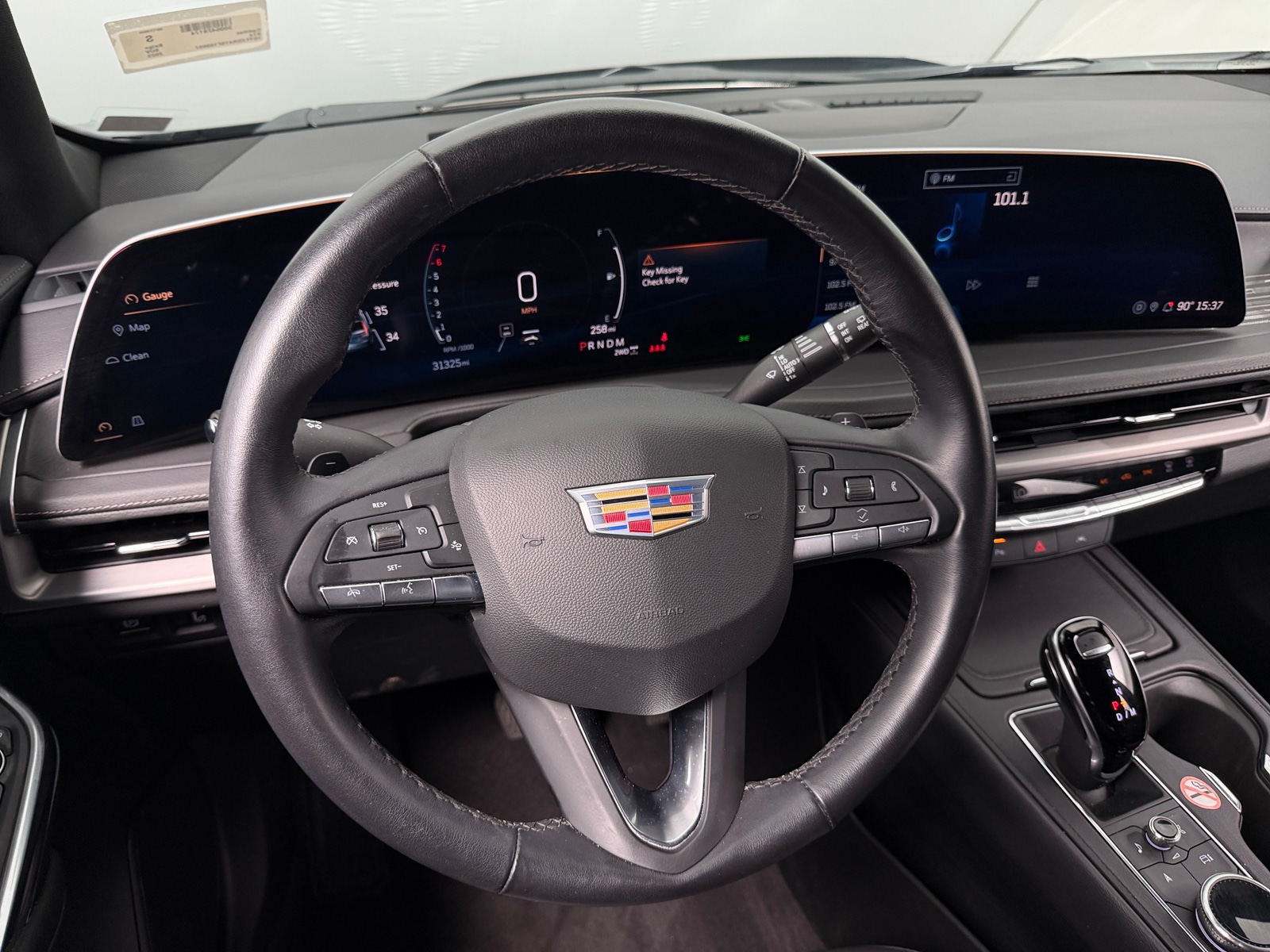 Thumbnail: 2025 Cadillac XT4 - 4