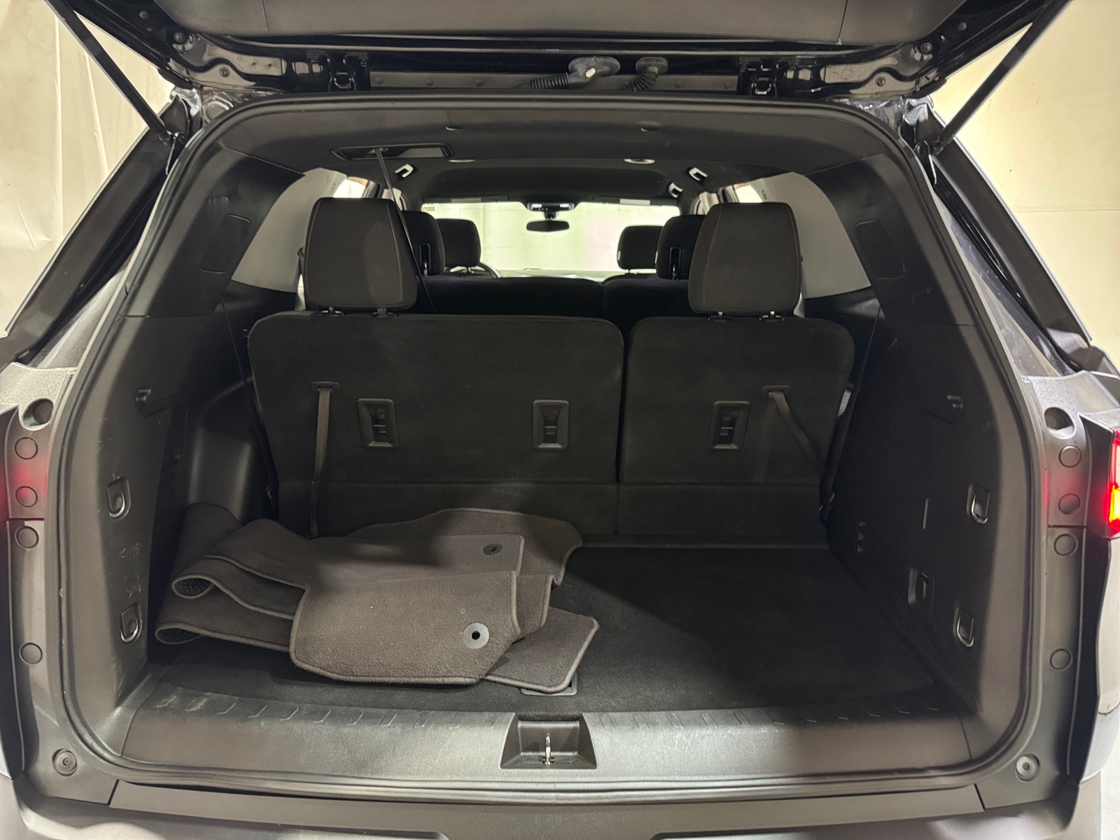 Thumbnail: 2018 Chevrolet Traverse - 7