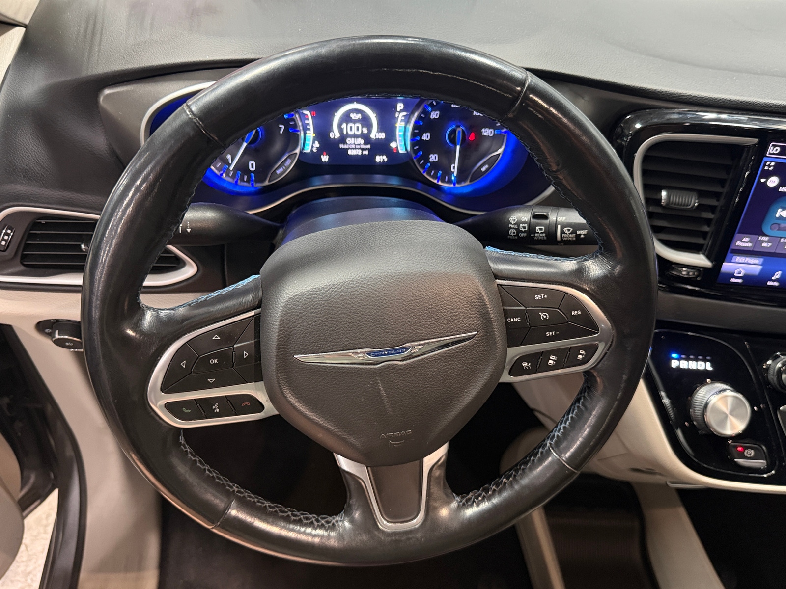 Thumbnail: 2021 Chrysler Pacifica - 4