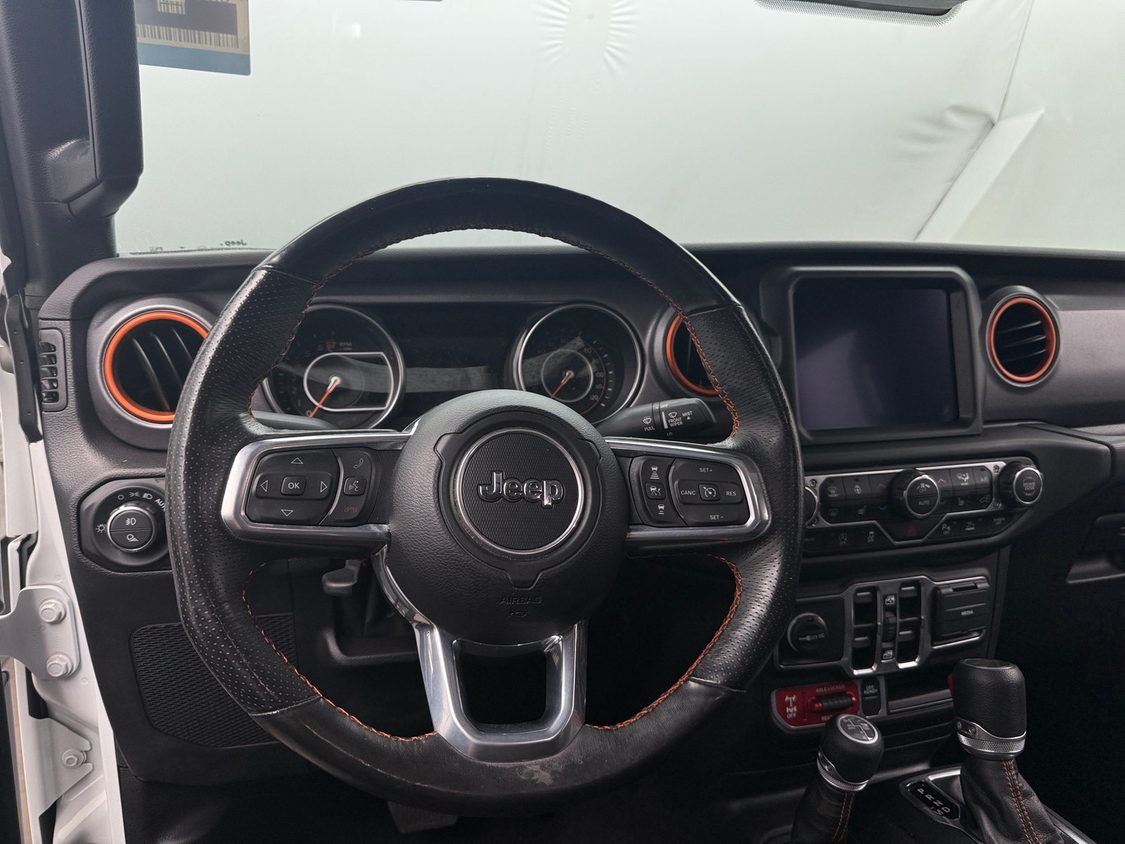Thumbnail: 2023 Jeep Gladiator - 5