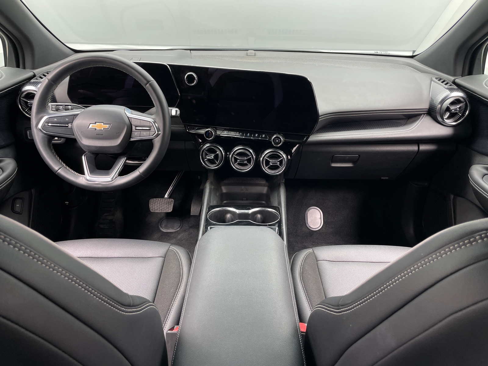 Thumbnail: 2024 Chevrolet Blazer EV - 2