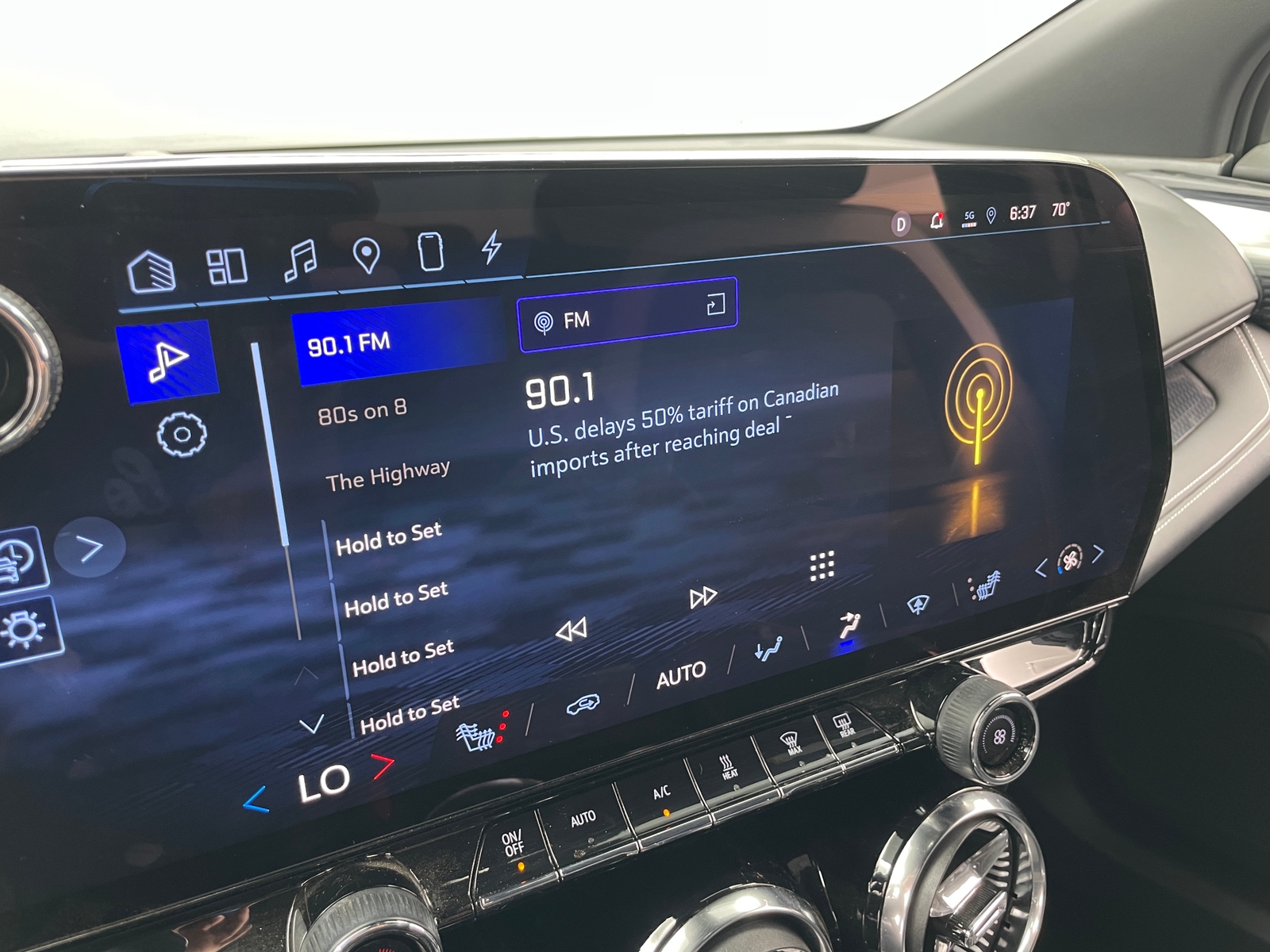 Thumbnail: 2024 Chevrolet Blazer EV - 3