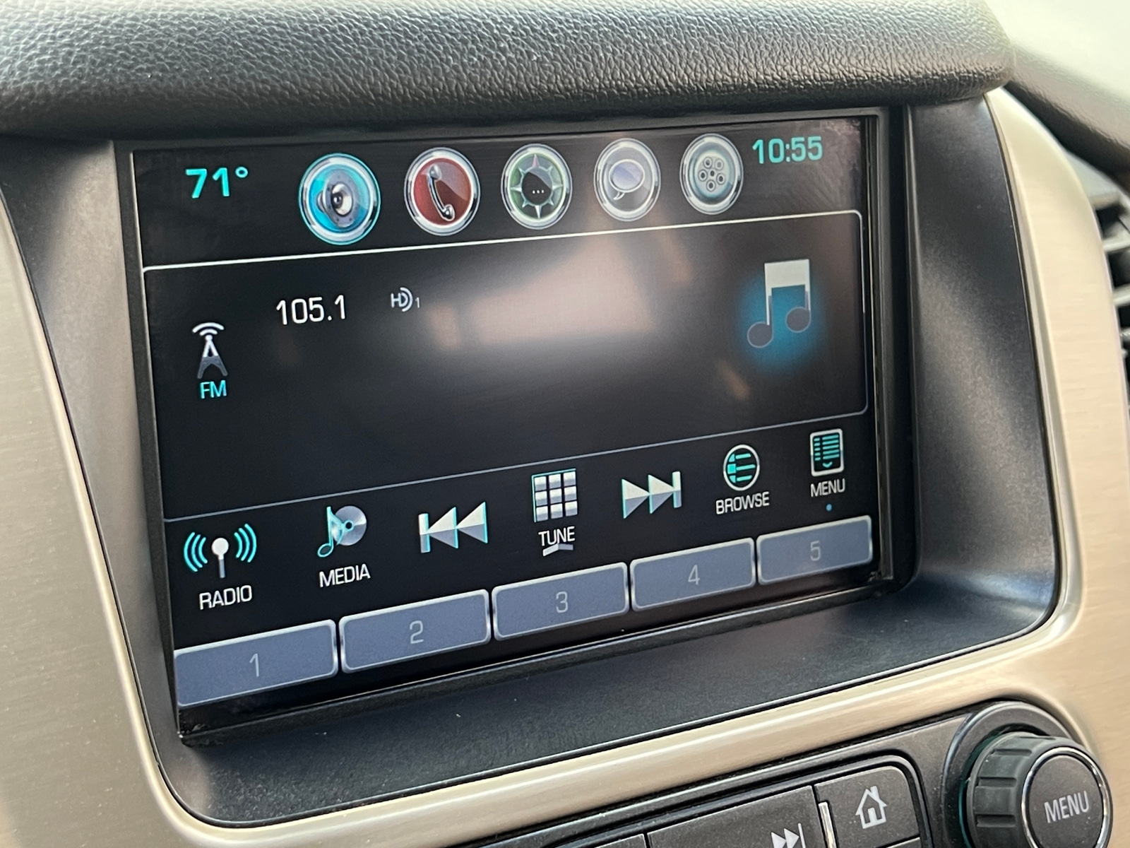 Thumbnail: 2017 GMC Yukon - 3