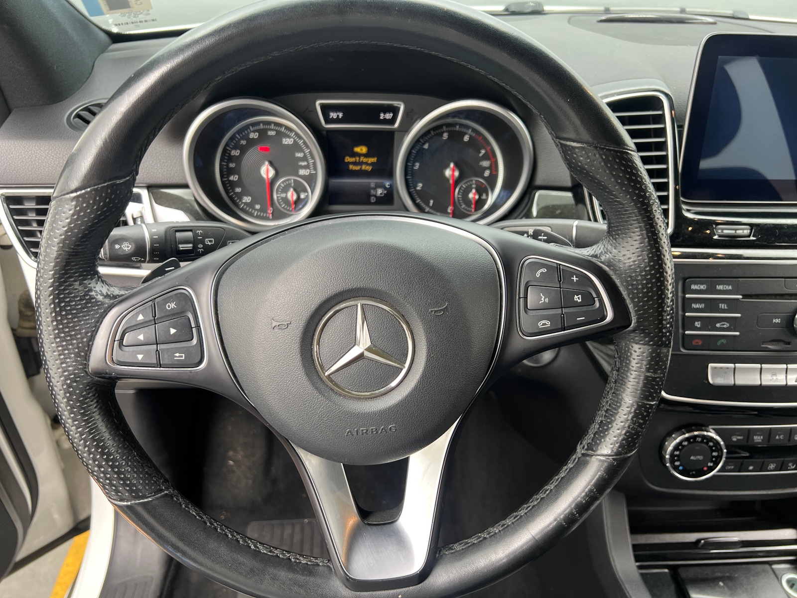 Thumbnail: 2017 Mercedes-Benz GLE - 4