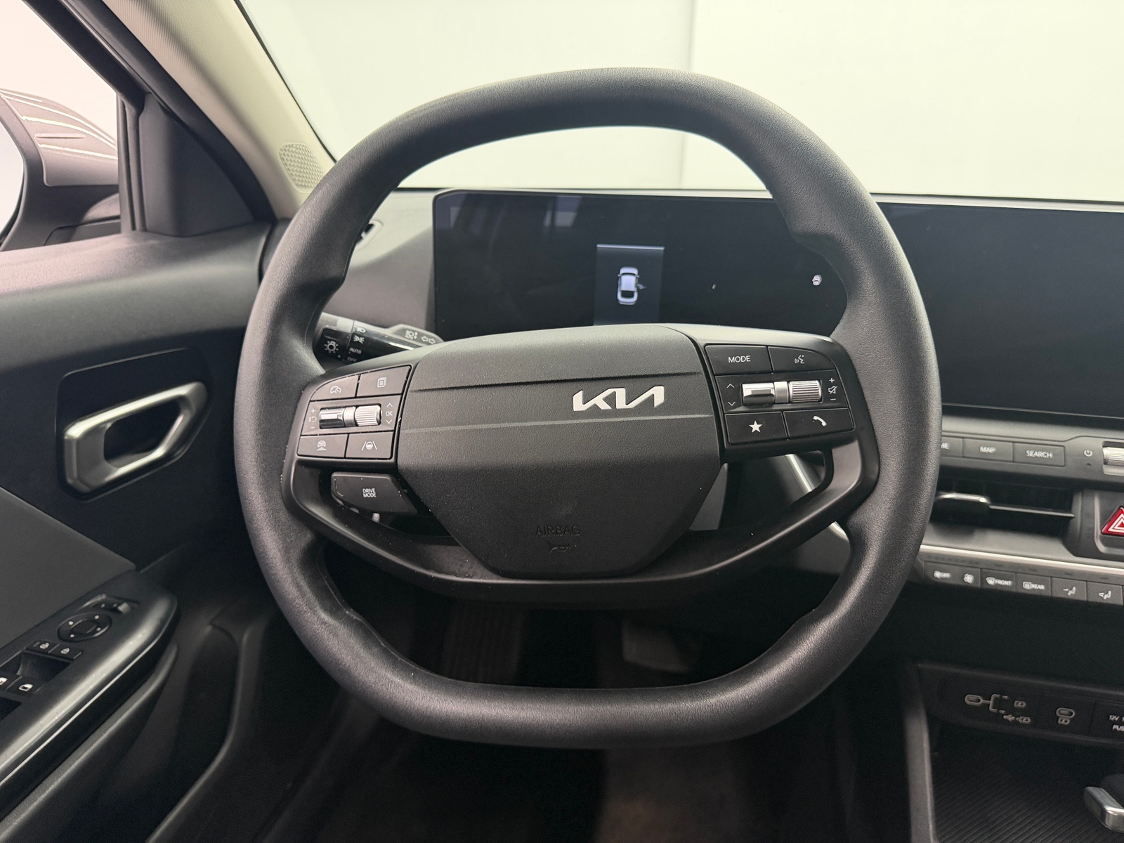 Thumbnail: 2025 Kia K4 - 5