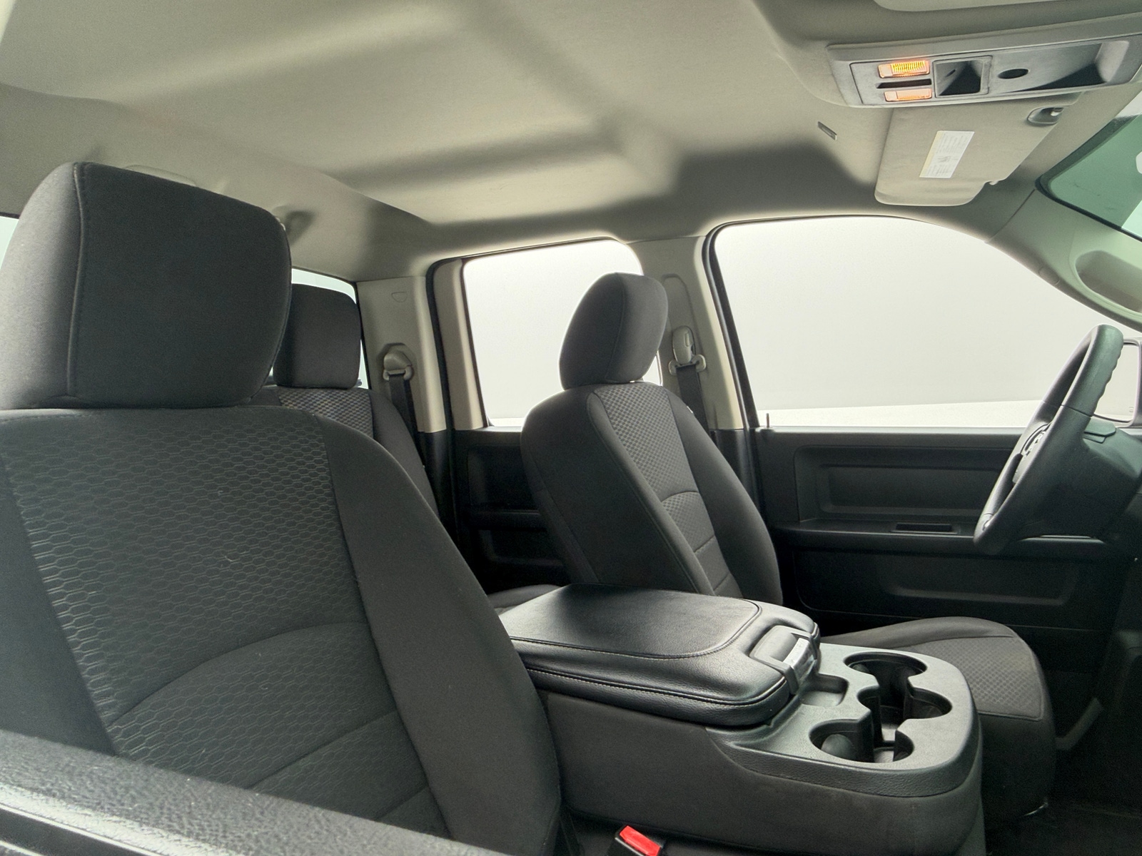 Thumbnail: 2019 RAM 1500 Classic - 2