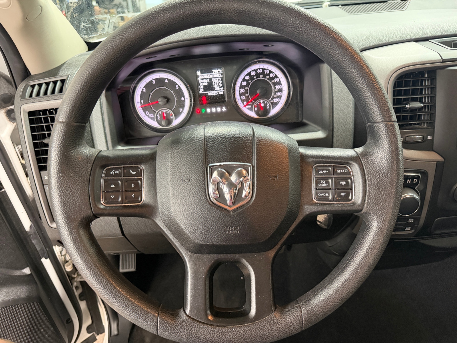 Thumbnail: 2019 RAM 1500 Classic - 5