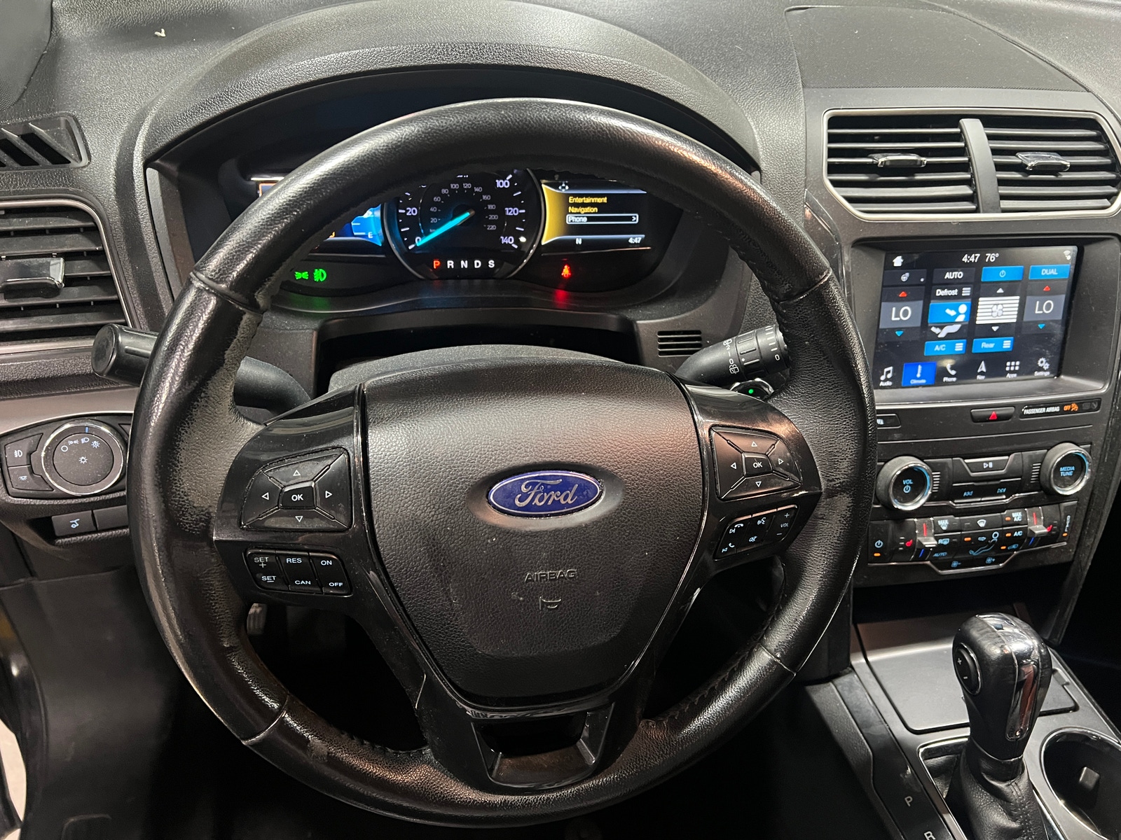 Thumbnail: 2019 Ford Explorer - 5