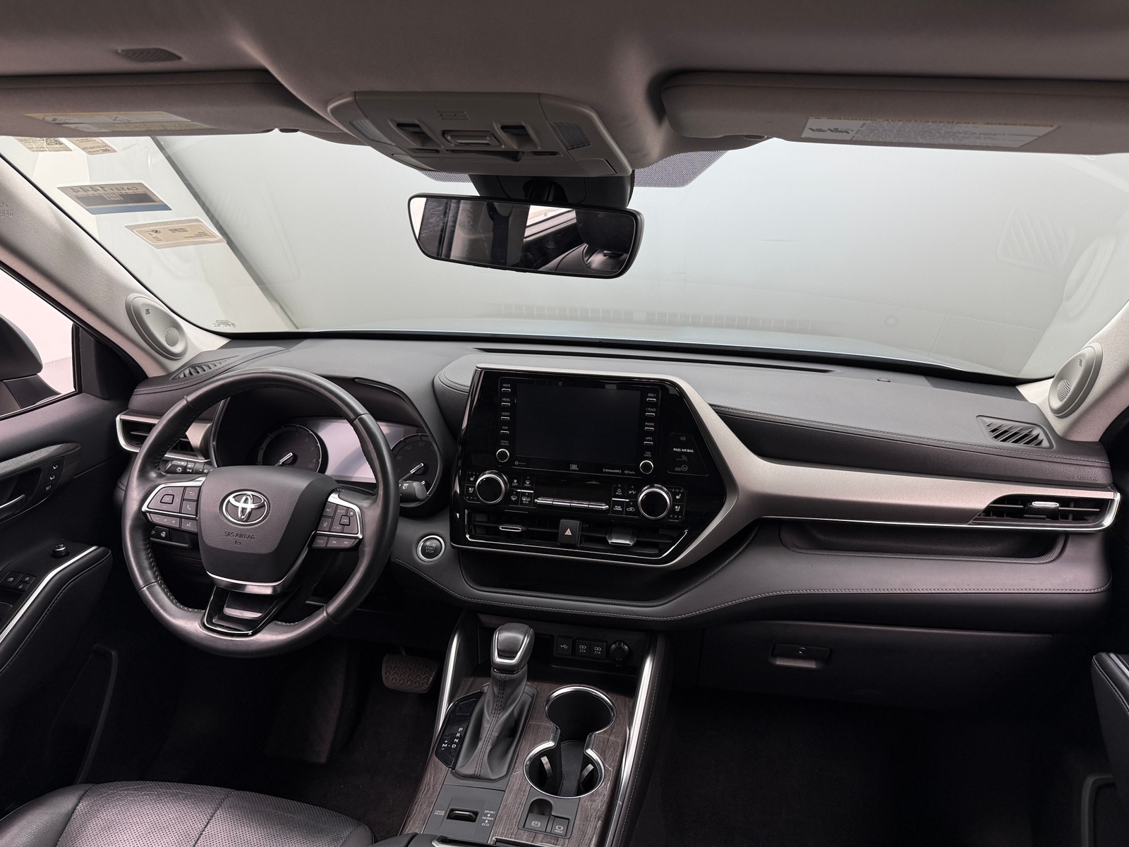 Thumbnail: 2020 Toyota Highlander - 2