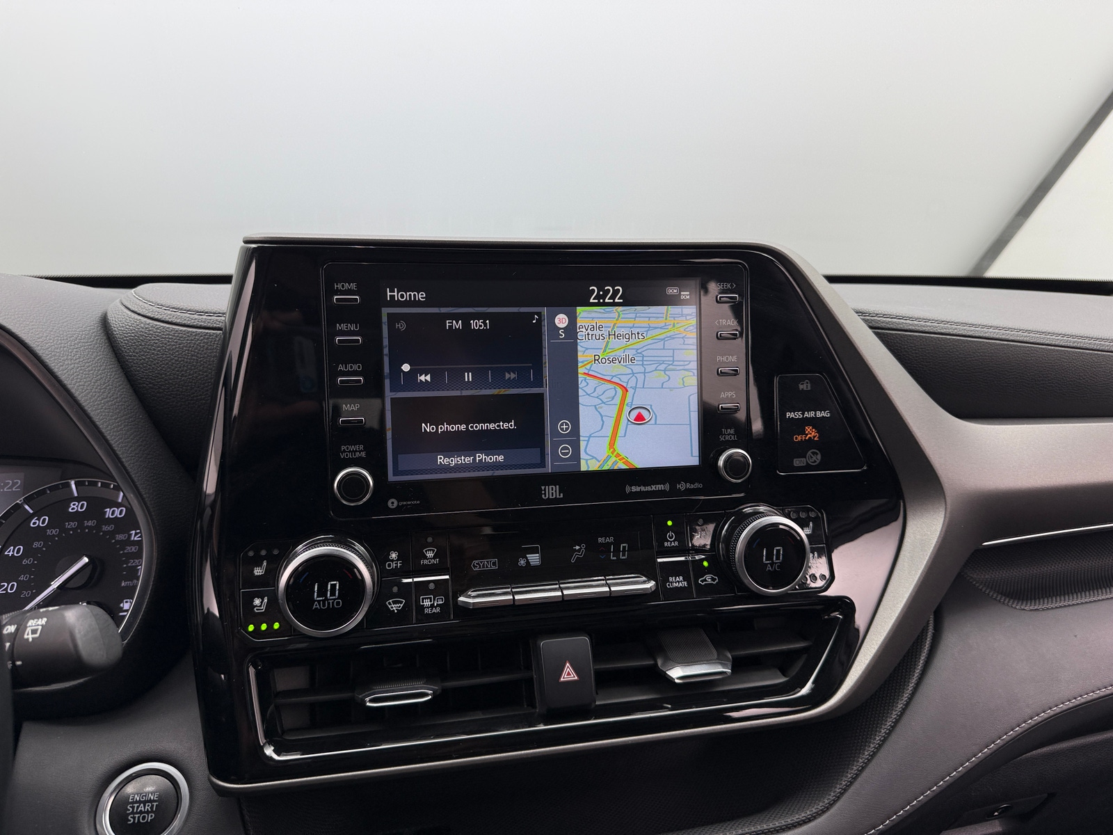 Thumbnail: 2020 Toyota Highlander - 3