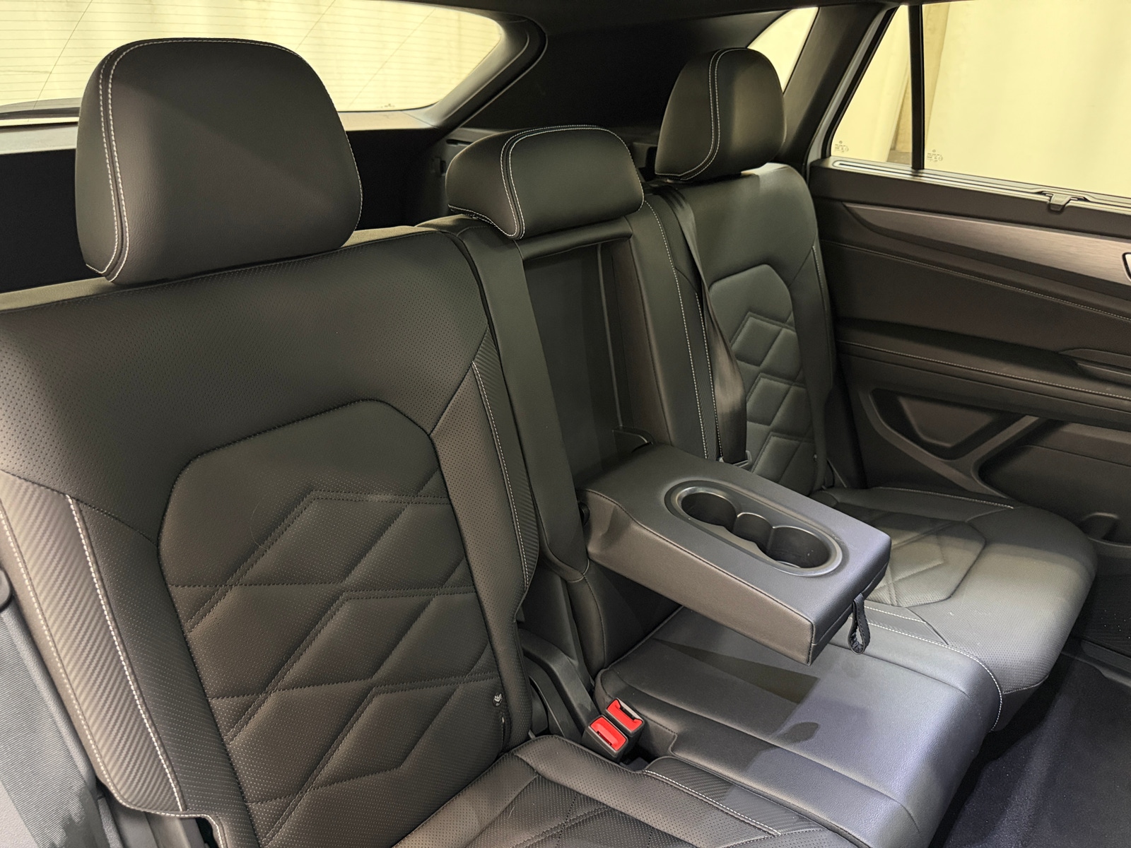 Thumbnail: 2026 Volkswagen Atlas - 5