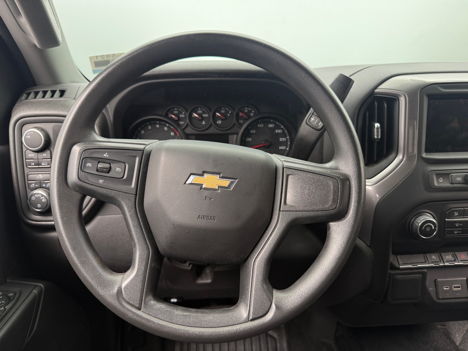 Thumbnail: 2022 Chevrolet Silverado 1500 - 5