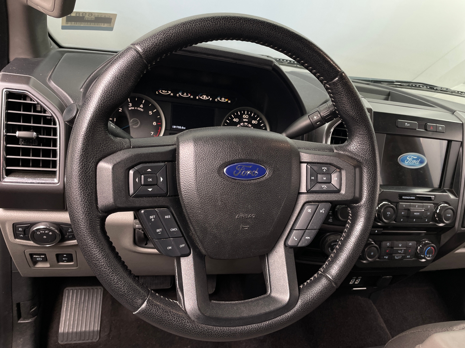 Thumbnail: 2016 Ford Econoline - 5