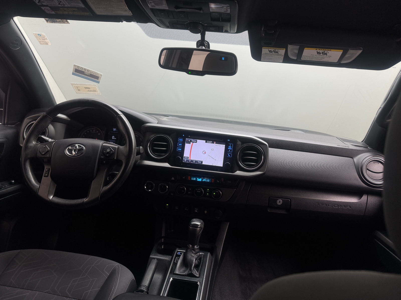 Thumbnail: 2016 Toyota Tacoma - 3