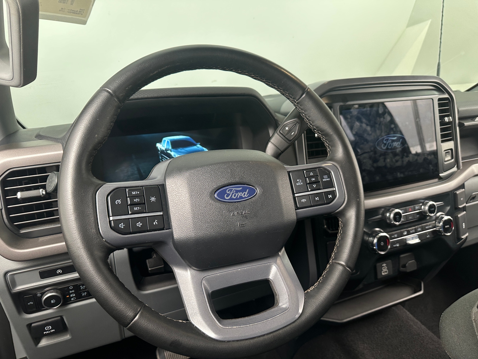 Thumbnail: 2025 Ford Econoline - 5