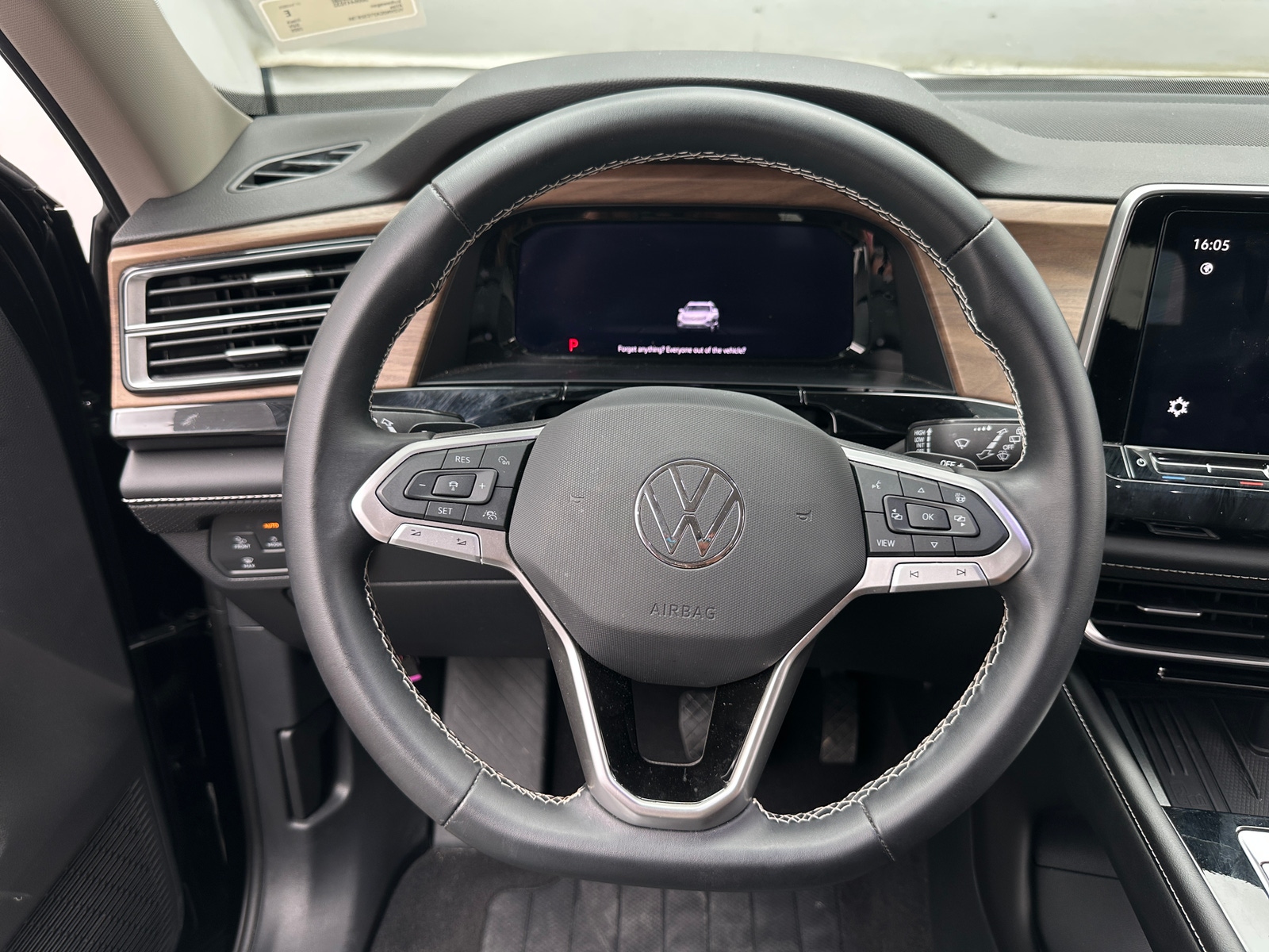 Thumbnail: 2026 Volkswagen Atlas - 4