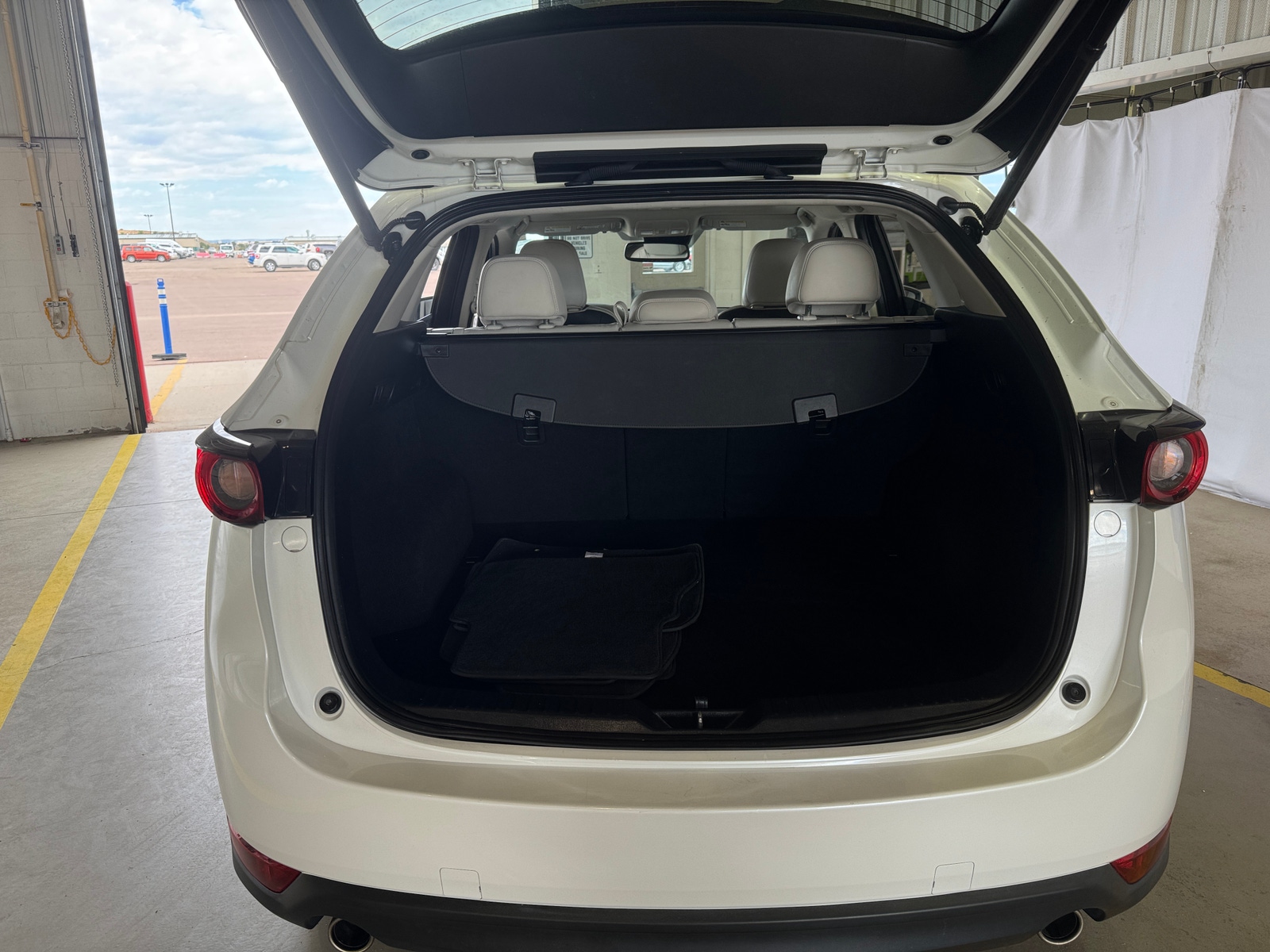 Thumbnail: 2018 Mazda CX-5 - 6