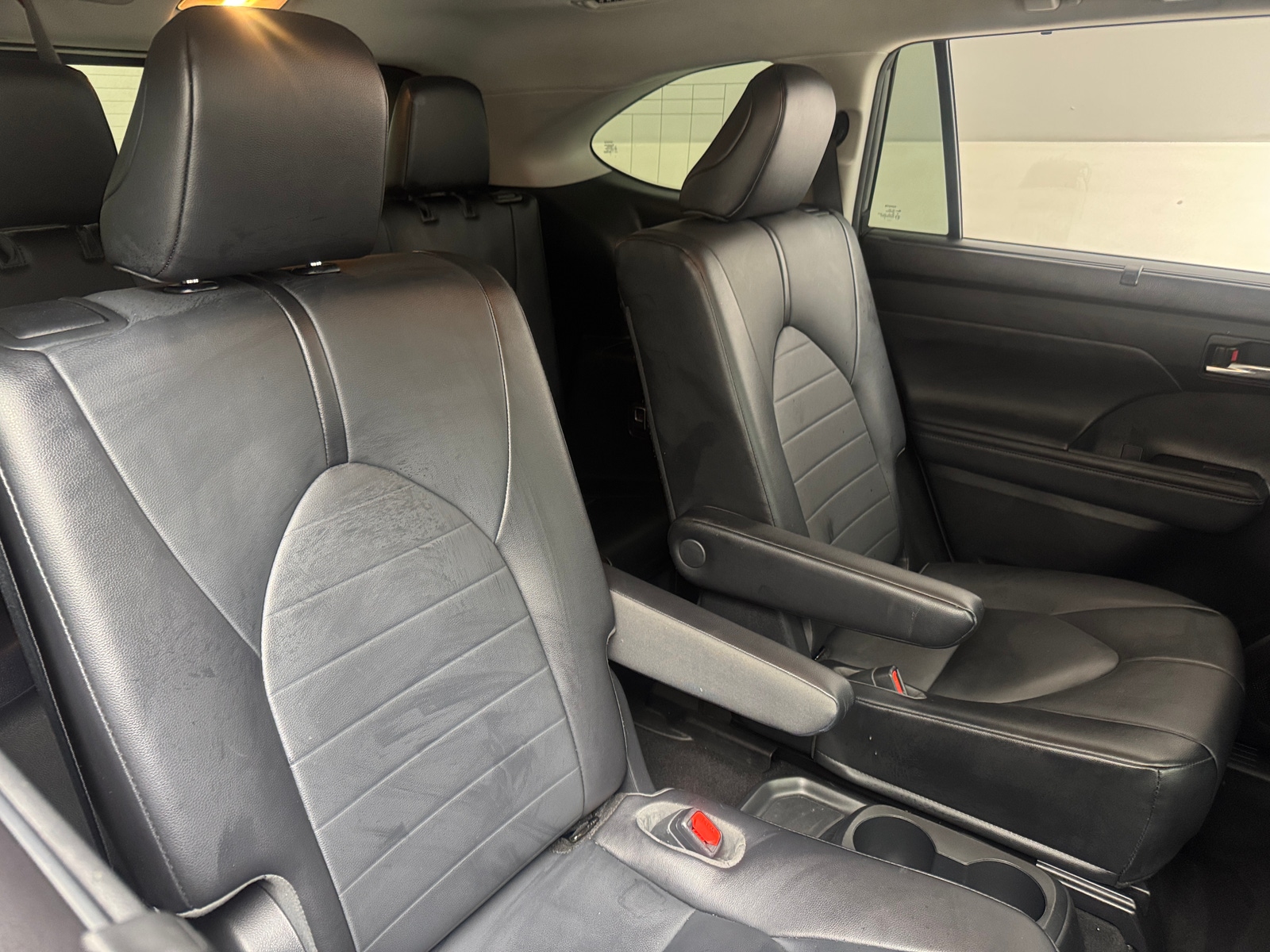 Thumbnail: 2021 Toyota Highlander - 5