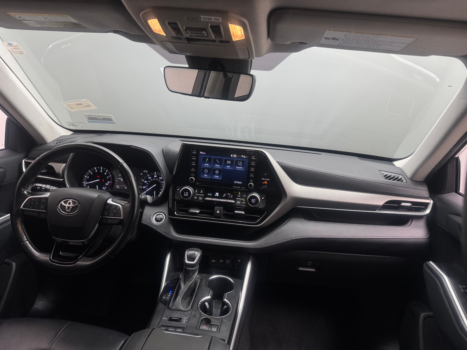 Thumbnail: 2021 Toyota Highlander - 2