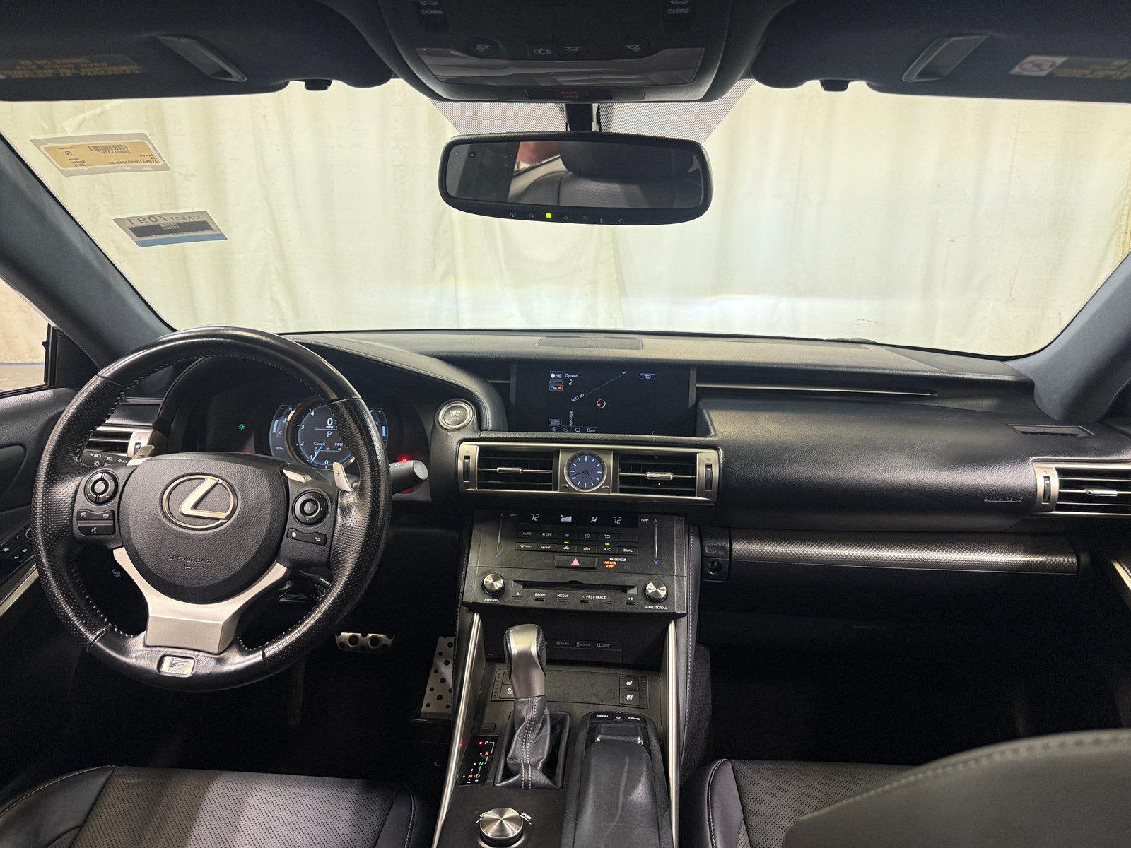 Thumbnail: 2016 Lexus IS - 2