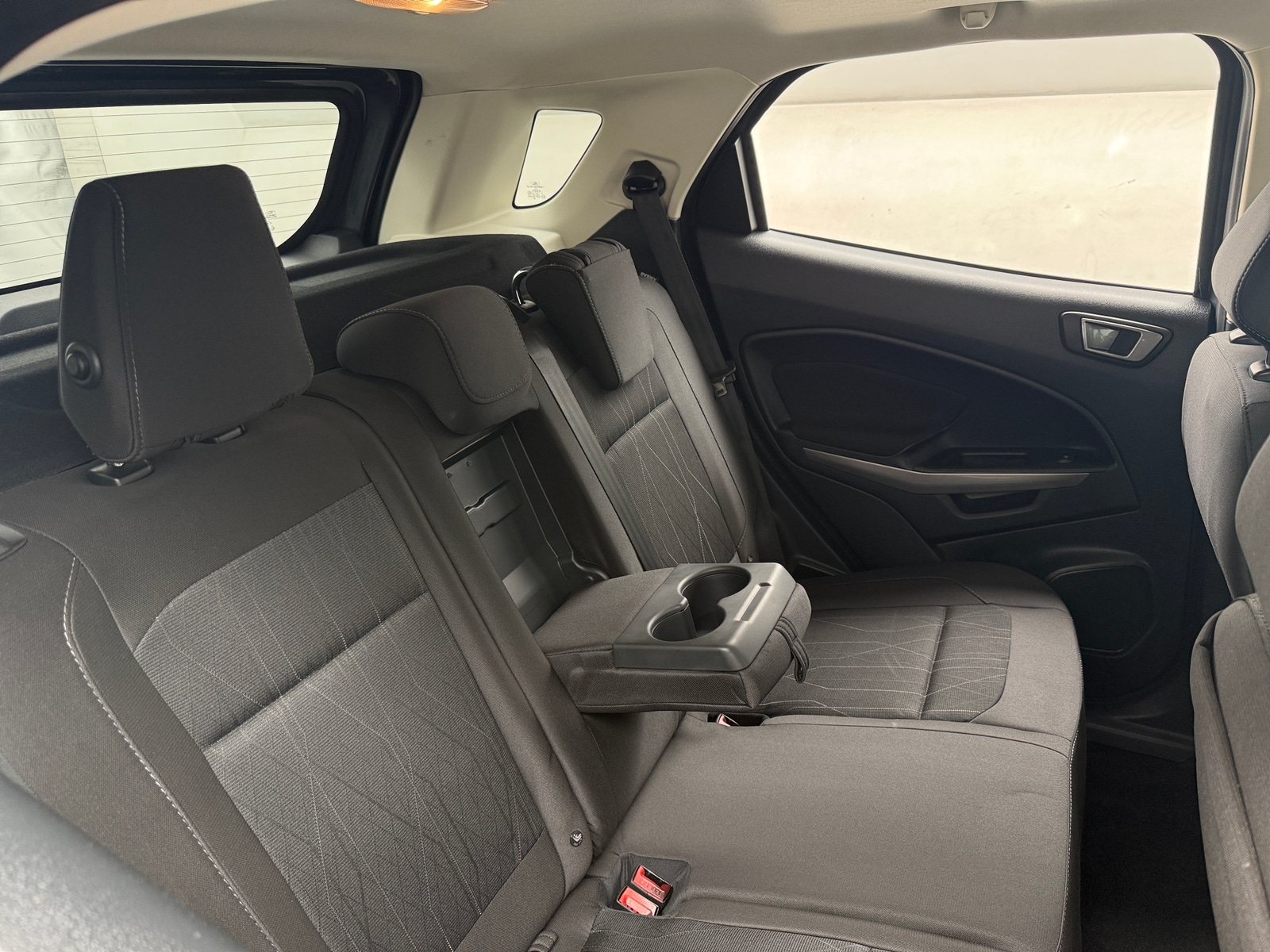 Thumbnail: 2020 Ford EcoSport - 6