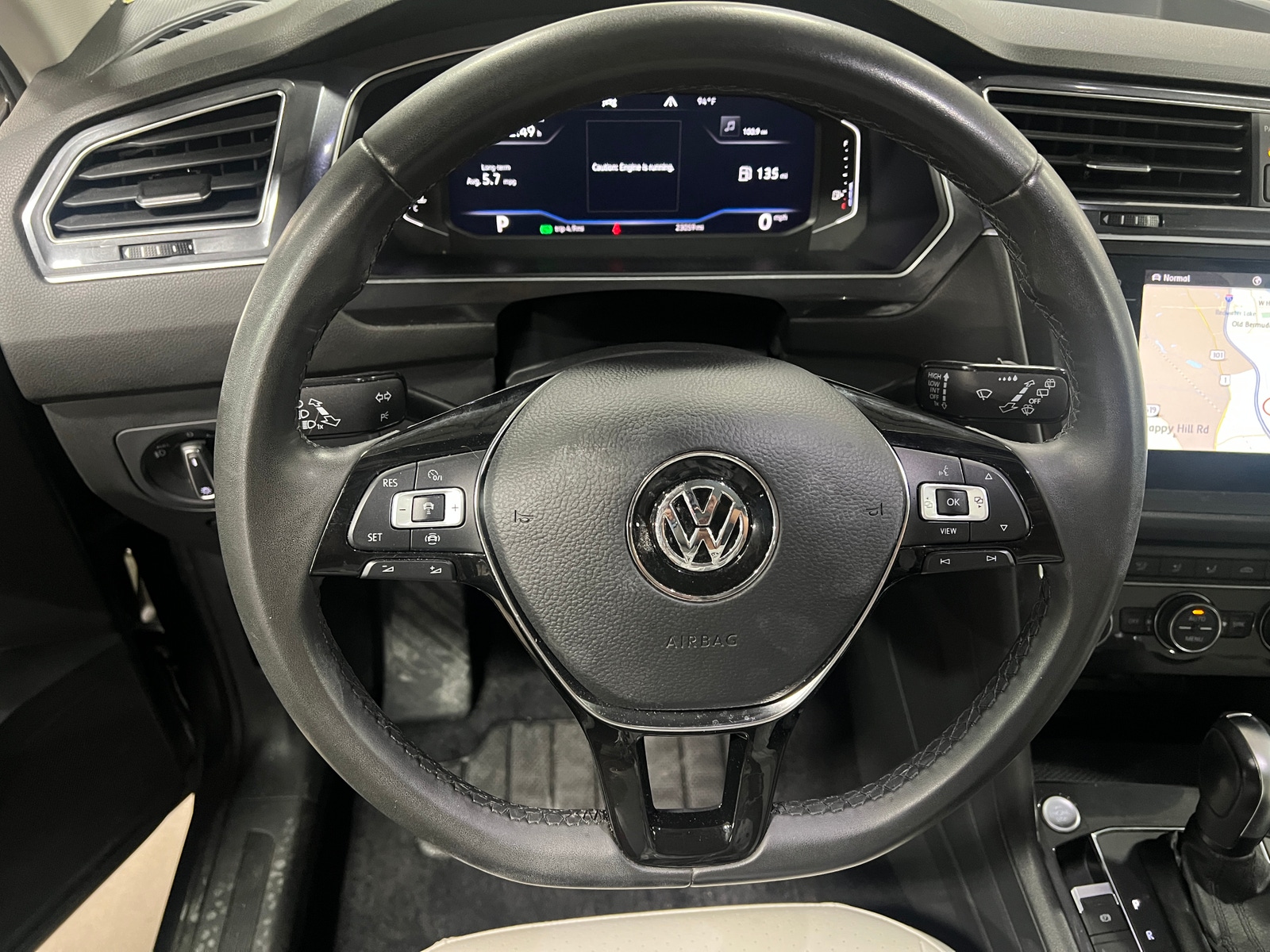 Thumbnail: 2020 Volkswagen Tiguan - 4