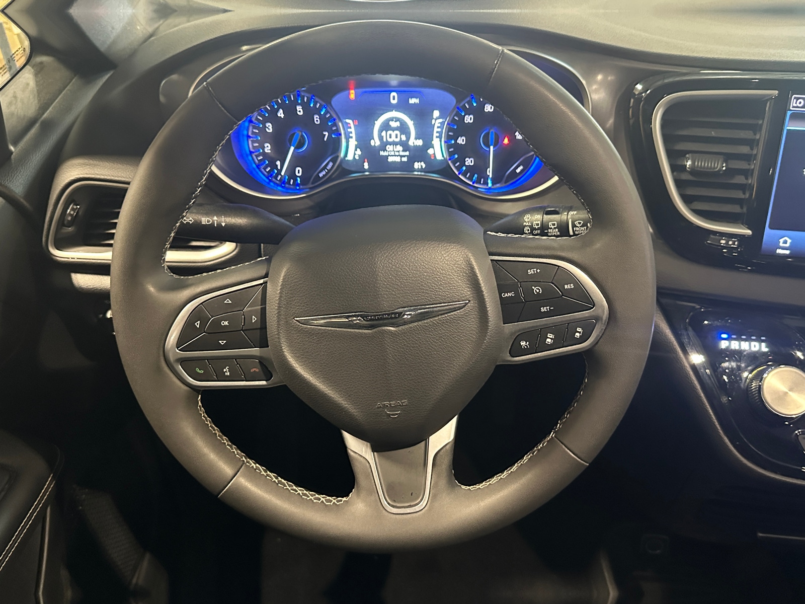 Thumbnail: 2025 Chrysler Pacifica - 4