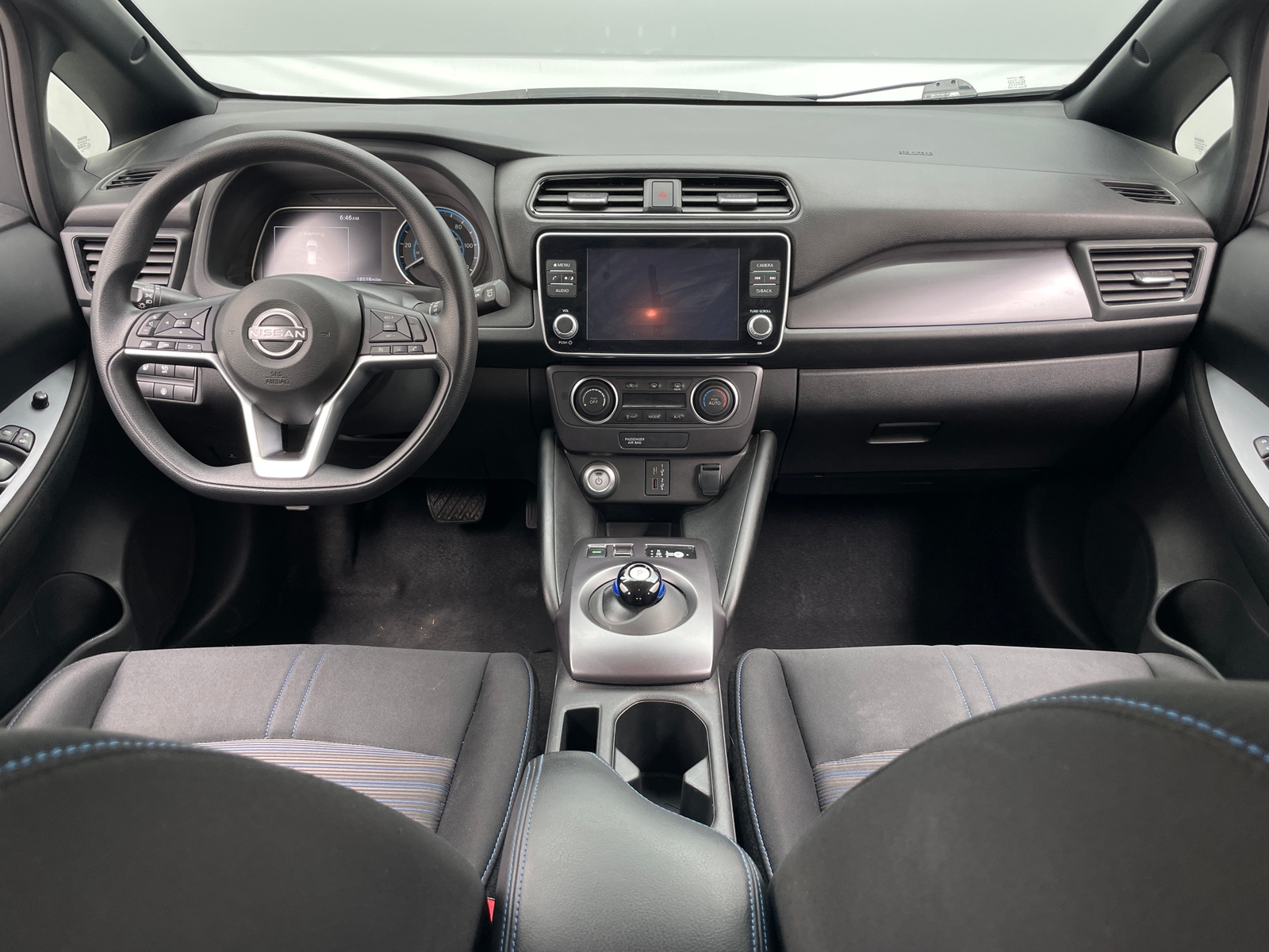 Thumbnail: 2025 Nissan Leaf - 3