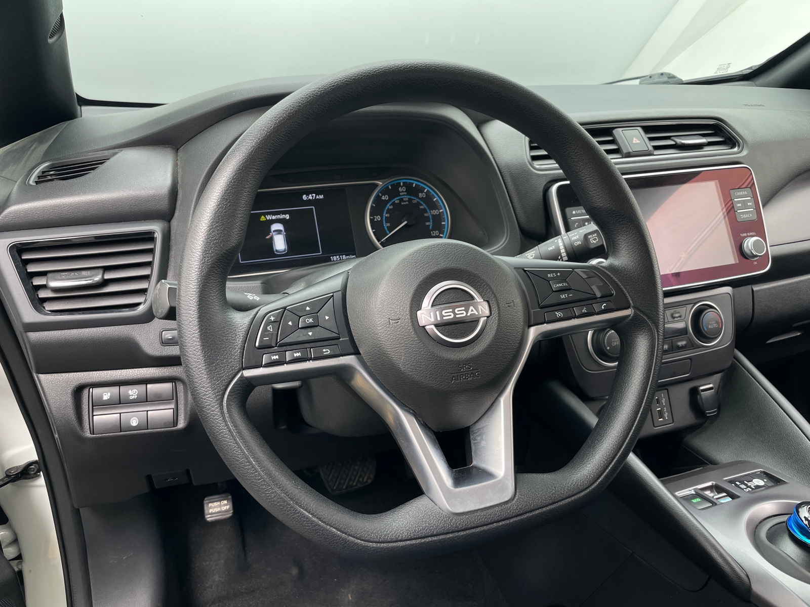 Thumbnail: 2025 Nissan Leaf - 5