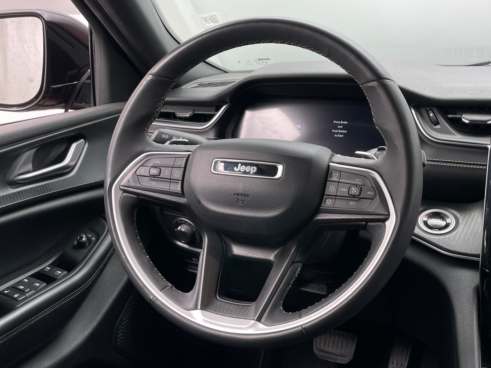 Thumbnail: 2024 Jeep Grand Cherokee - 4
