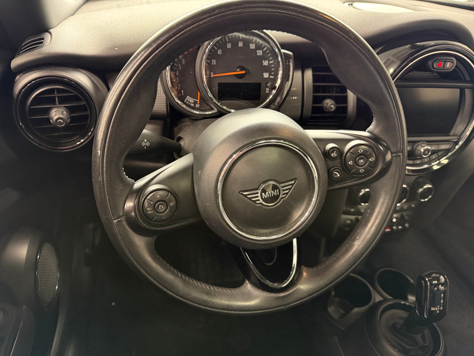 Thumbnail: 2020 MINI Cooper Hardtop - 4