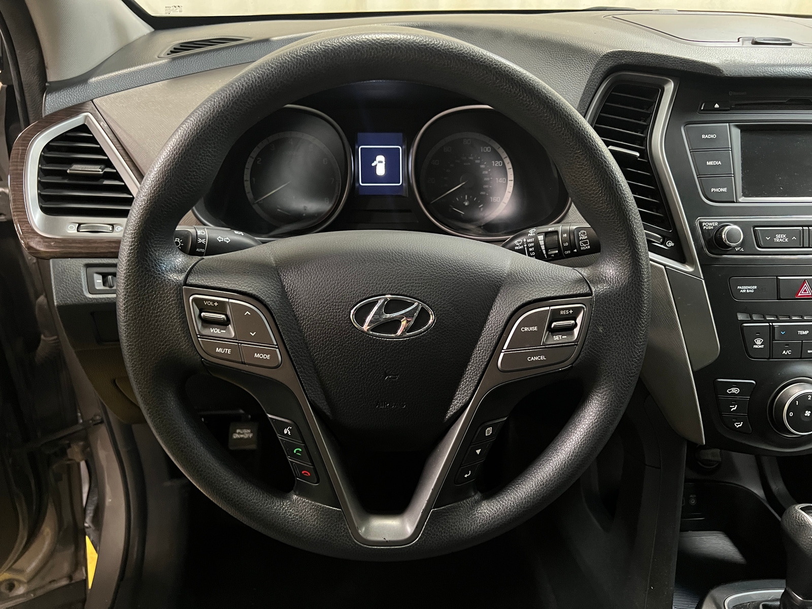 Thumbnail: 2018 Hyundai Santa Fe - 5