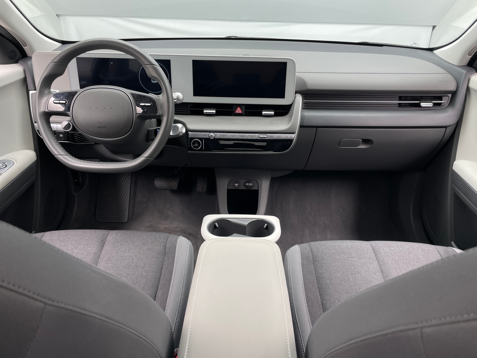 Thumbnail: 2024 Hyundai Ioniq 5 - 3