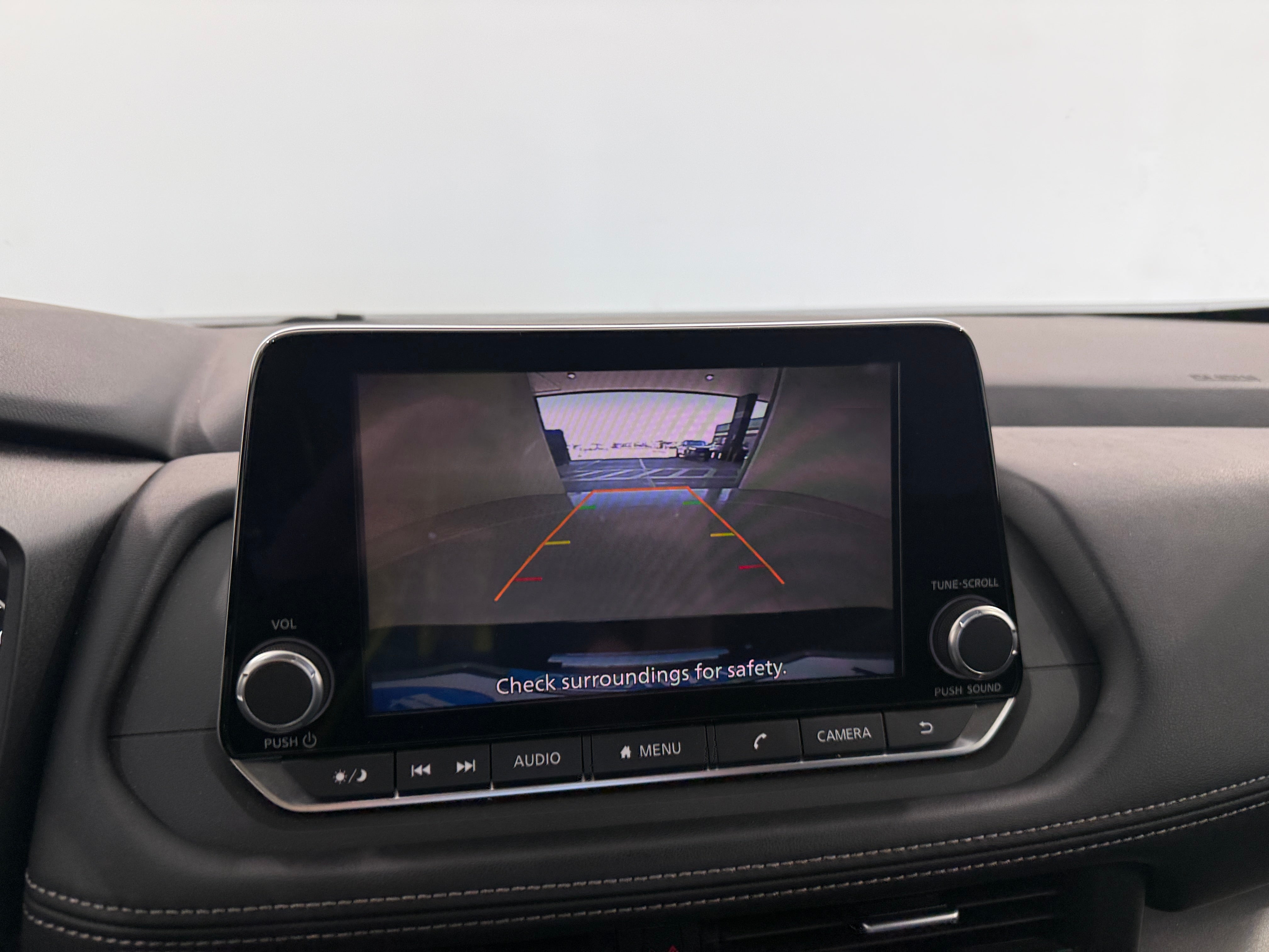 2025 Nissan Rogue SV - Photo 17
