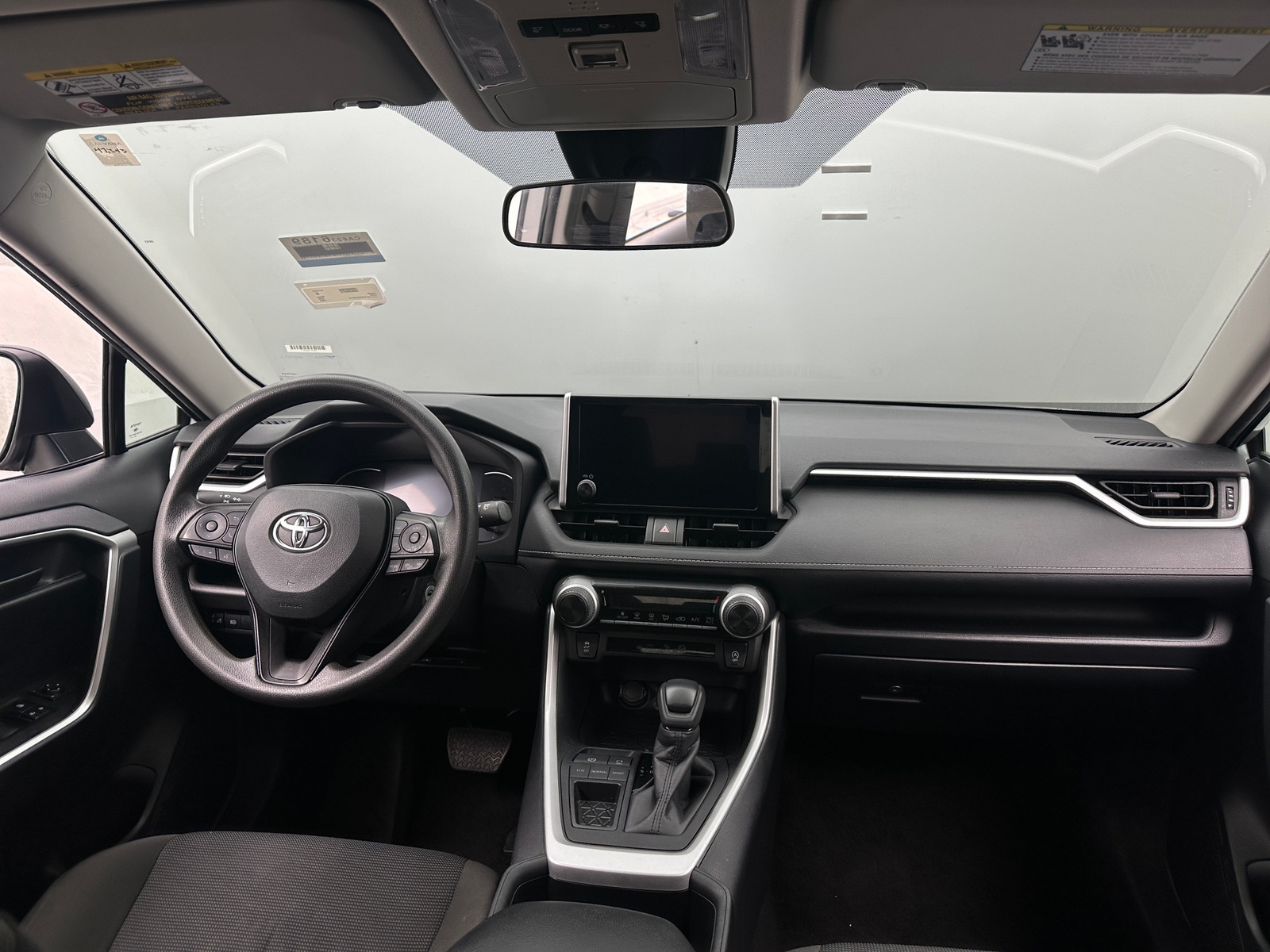 Thumbnail: 2025 Toyota RAV4 - 3