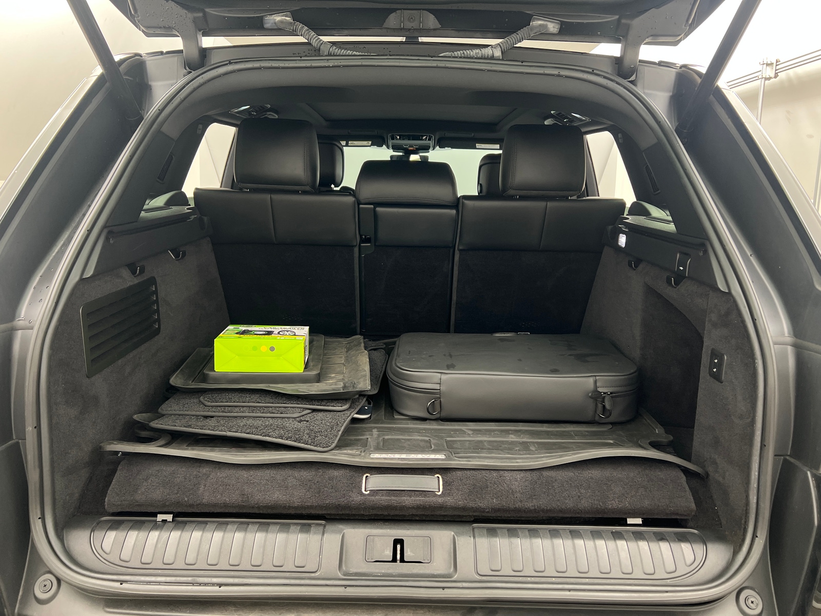 Thumbnail: 2020 Land Rover Range Rover Sport - 6