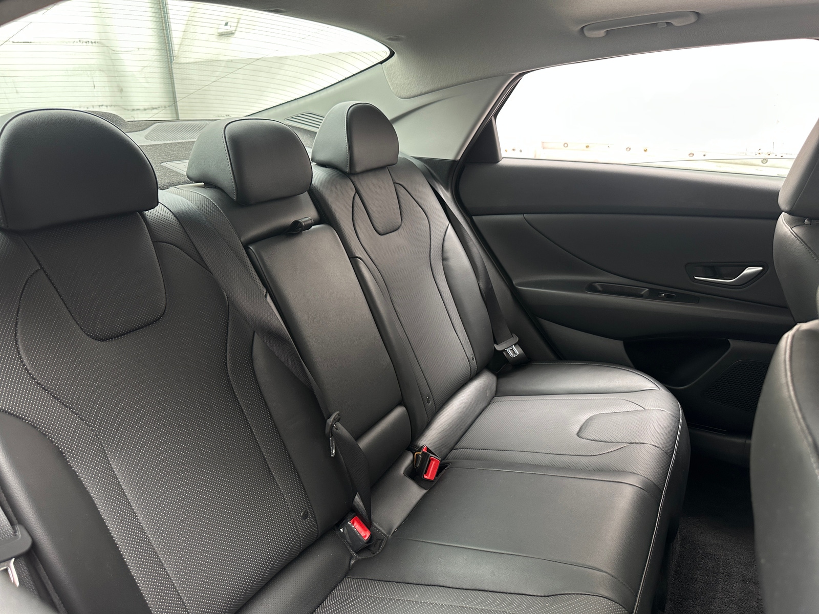 Thumbnail: 2023 Hyundai Elantra - 5