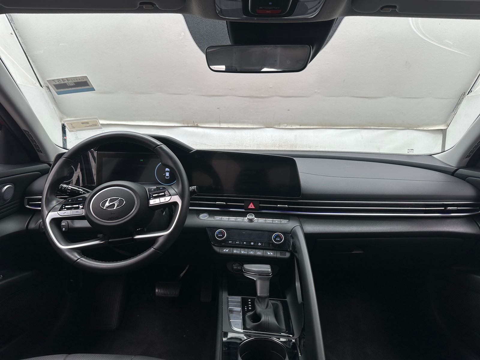 Thumbnail: 2023 Hyundai Elantra - 2