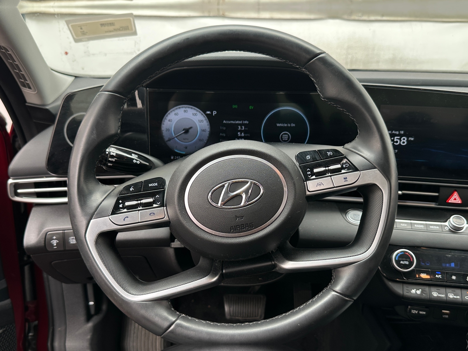 Thumbnail: 2023 Hyundai Elantra - 4
