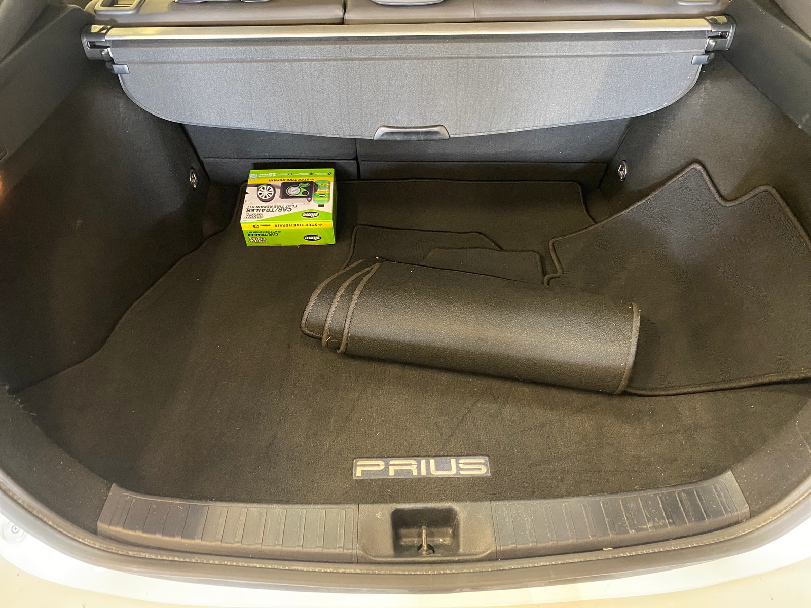 Thumbnail: 2016 Toyota Prius - 7