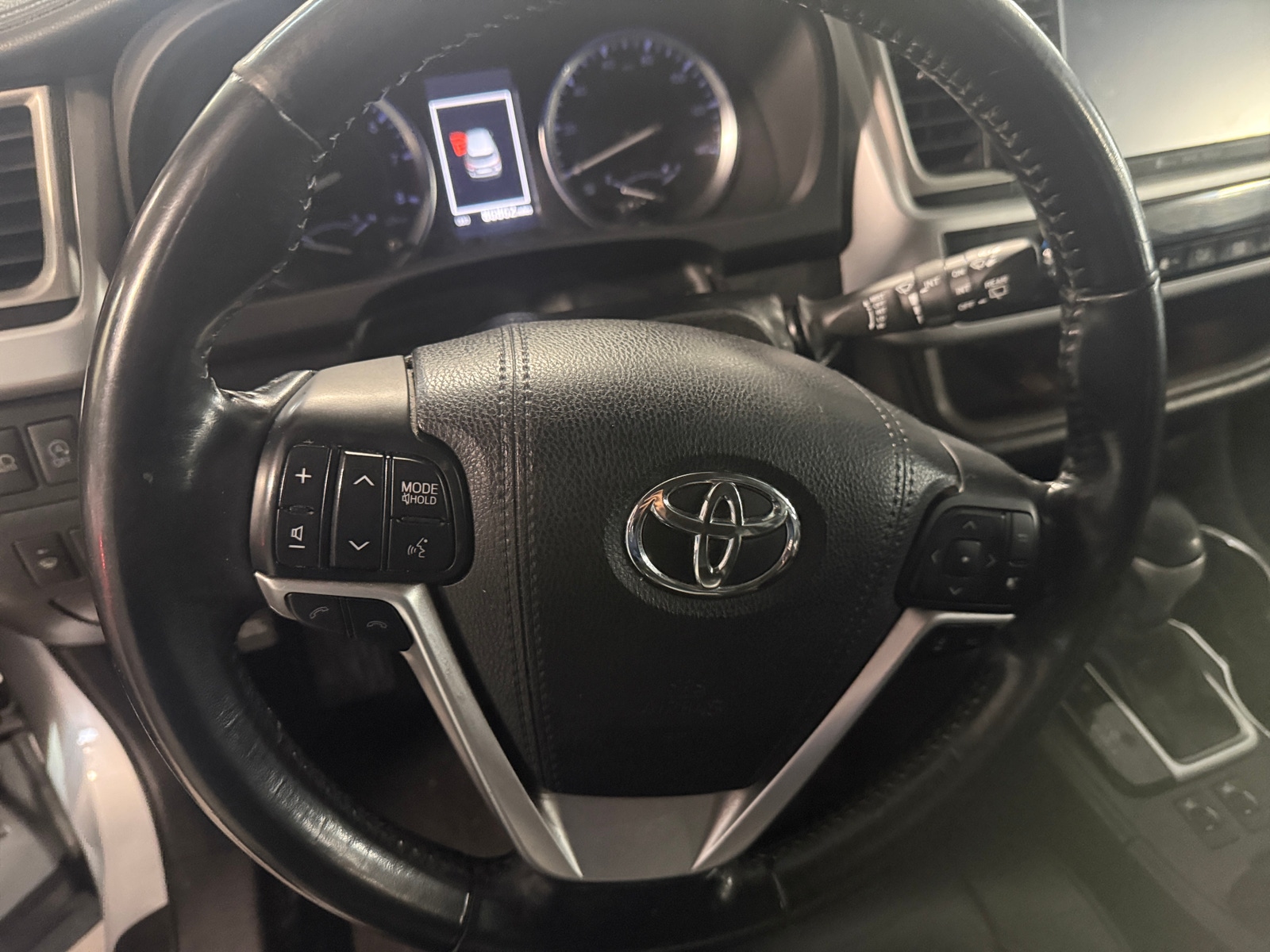 Thumbnail: 2018 Toyota Highlander - 4