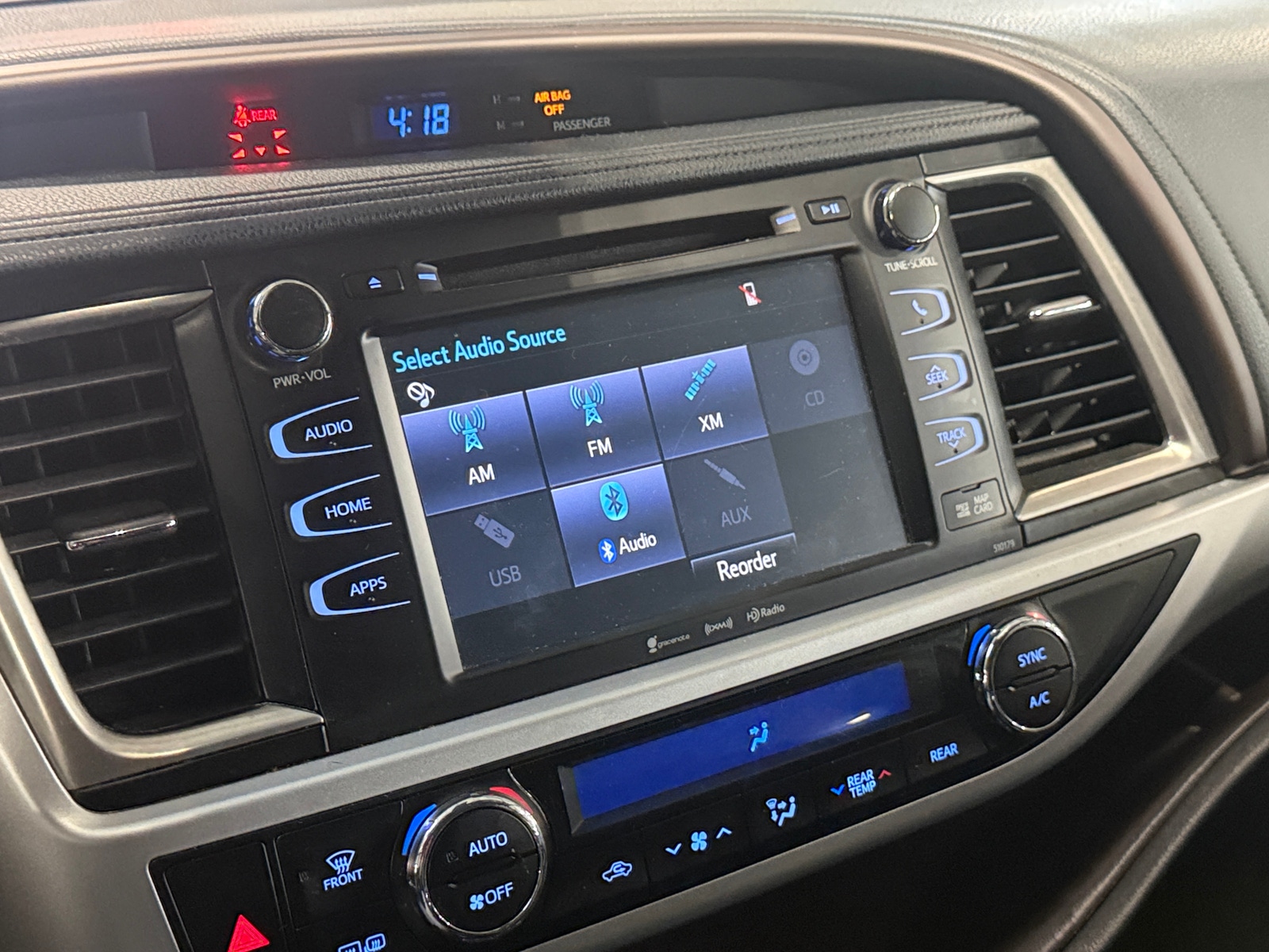 Thumbnail: 2018 Toyota Highlander - 3