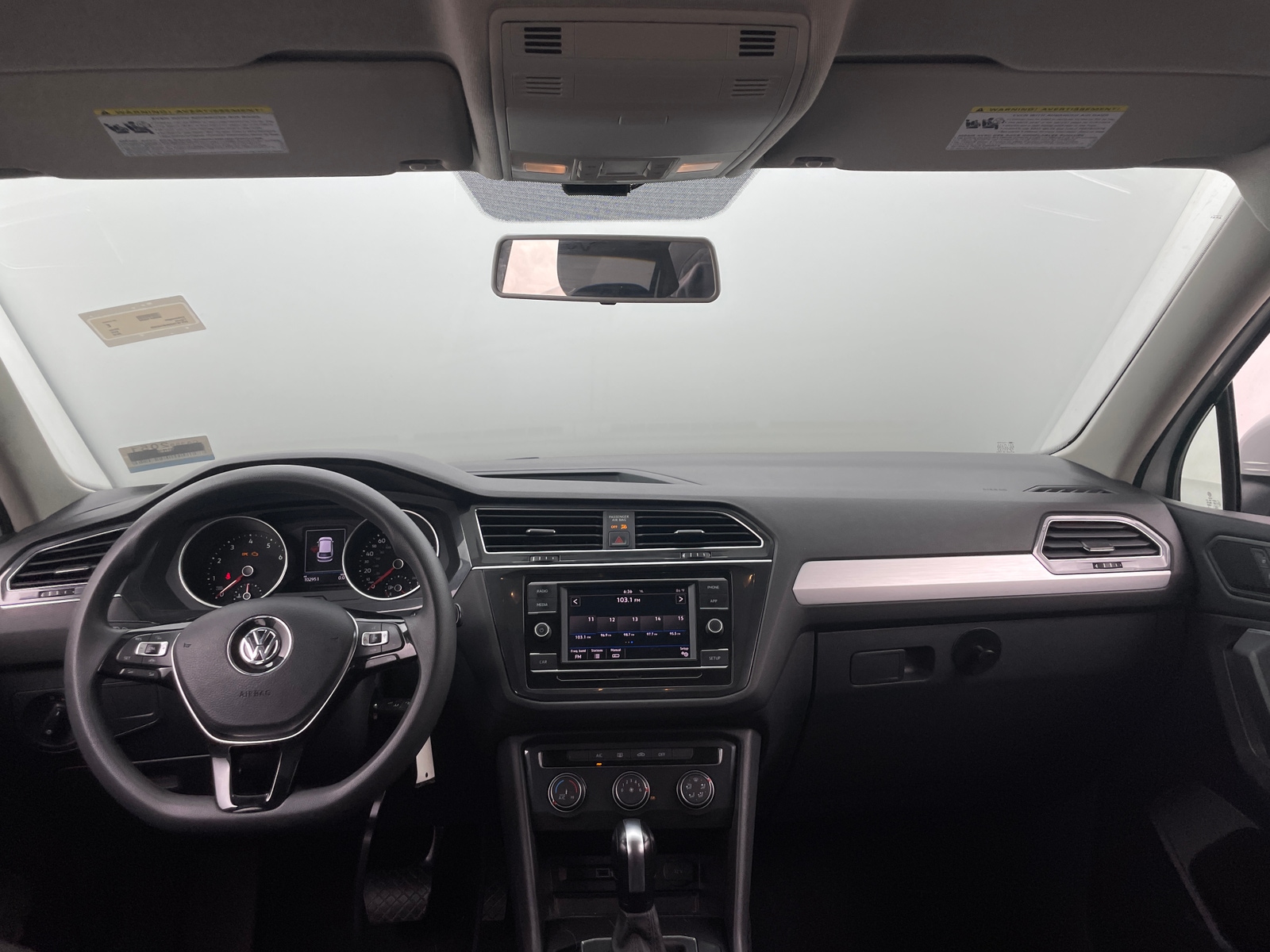 Thumbnail: 2019 Volkswagen Tiguan - 3