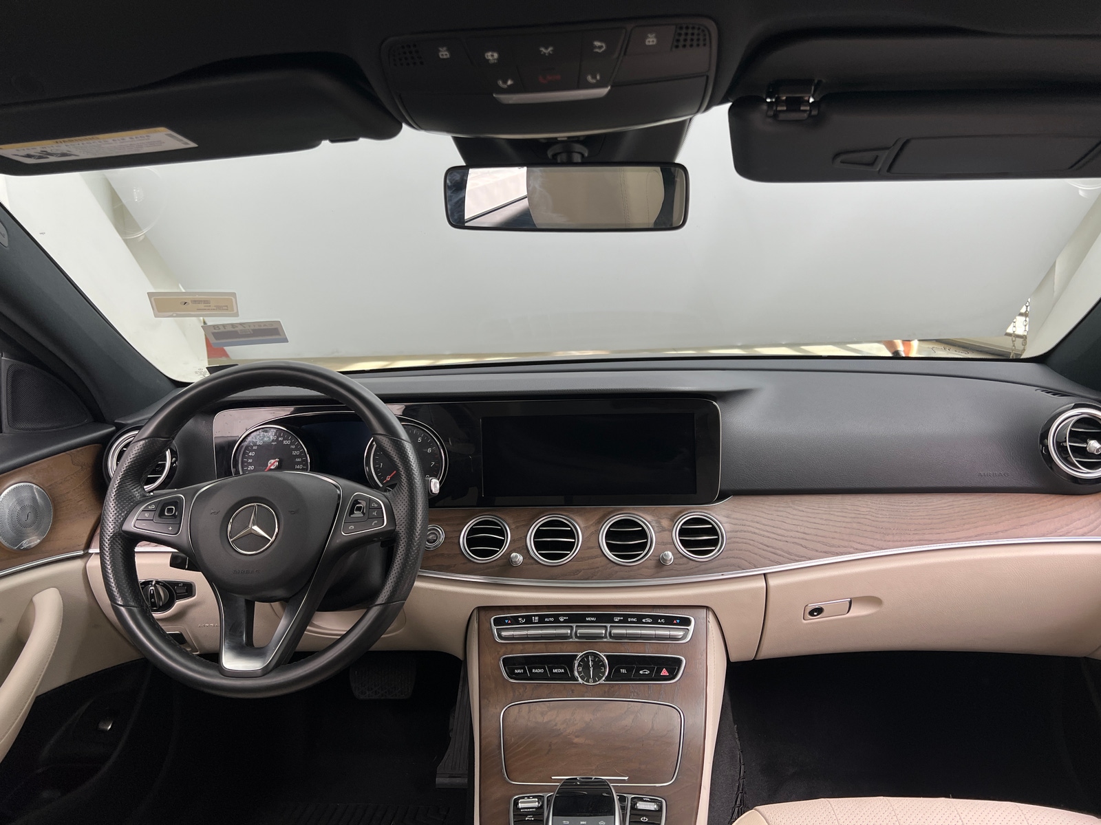 Thumbnail: 2018 Mercedes-Benz E-Class - 2