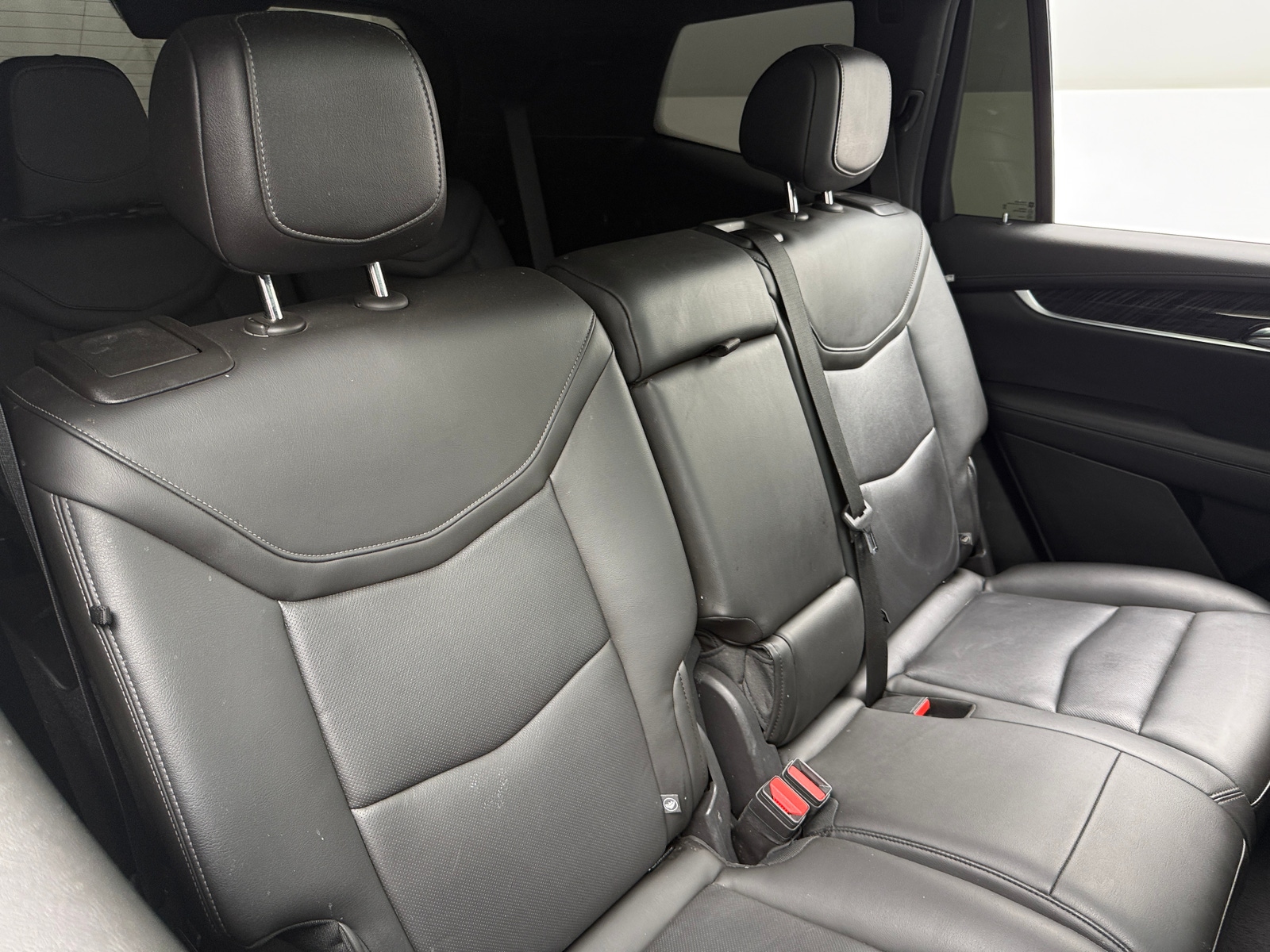 Thumbnail: 2023 Cadillac XT6 - 5