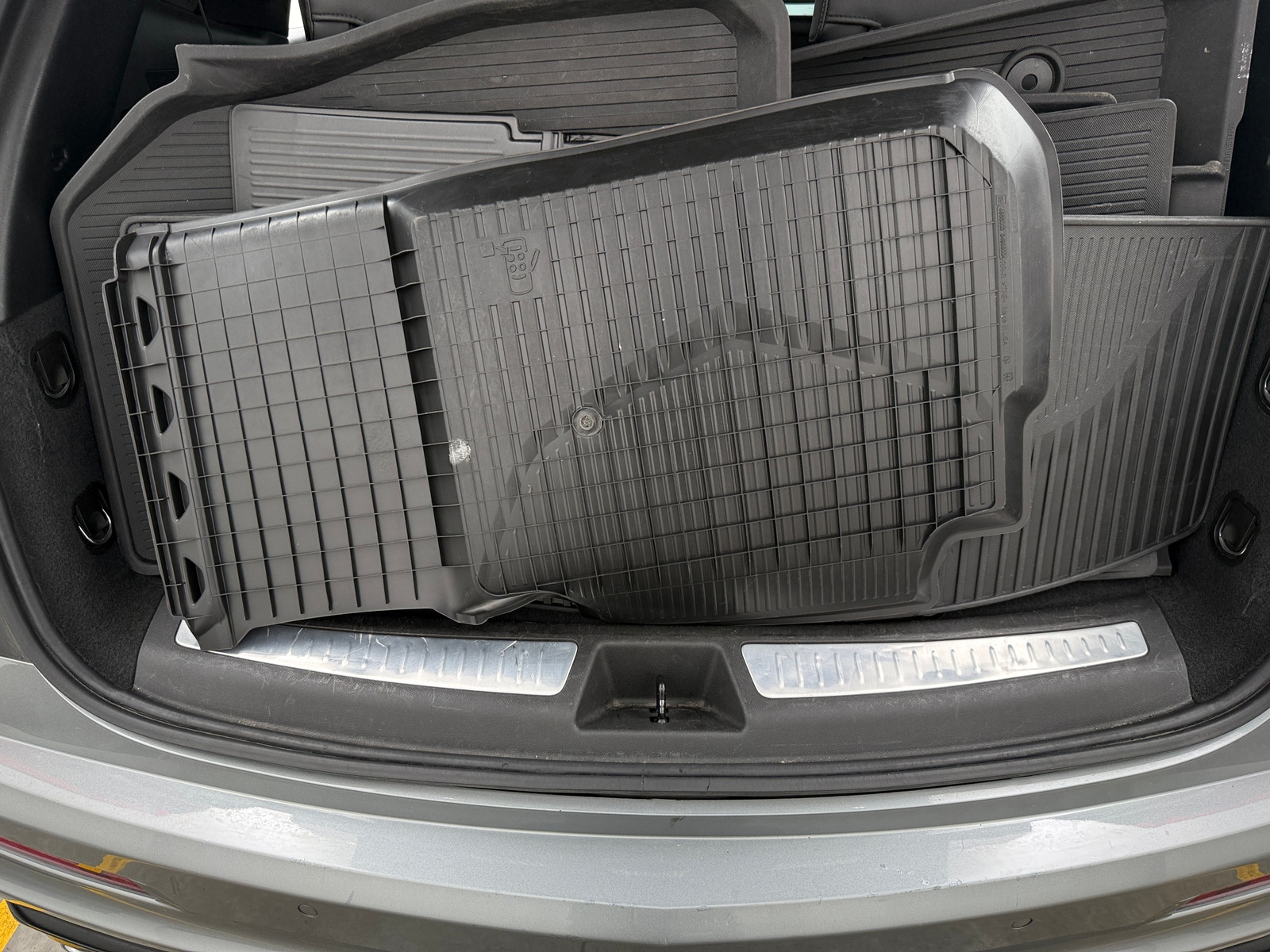 Thumbnail: 2023 Cadillac XT6 - 6
