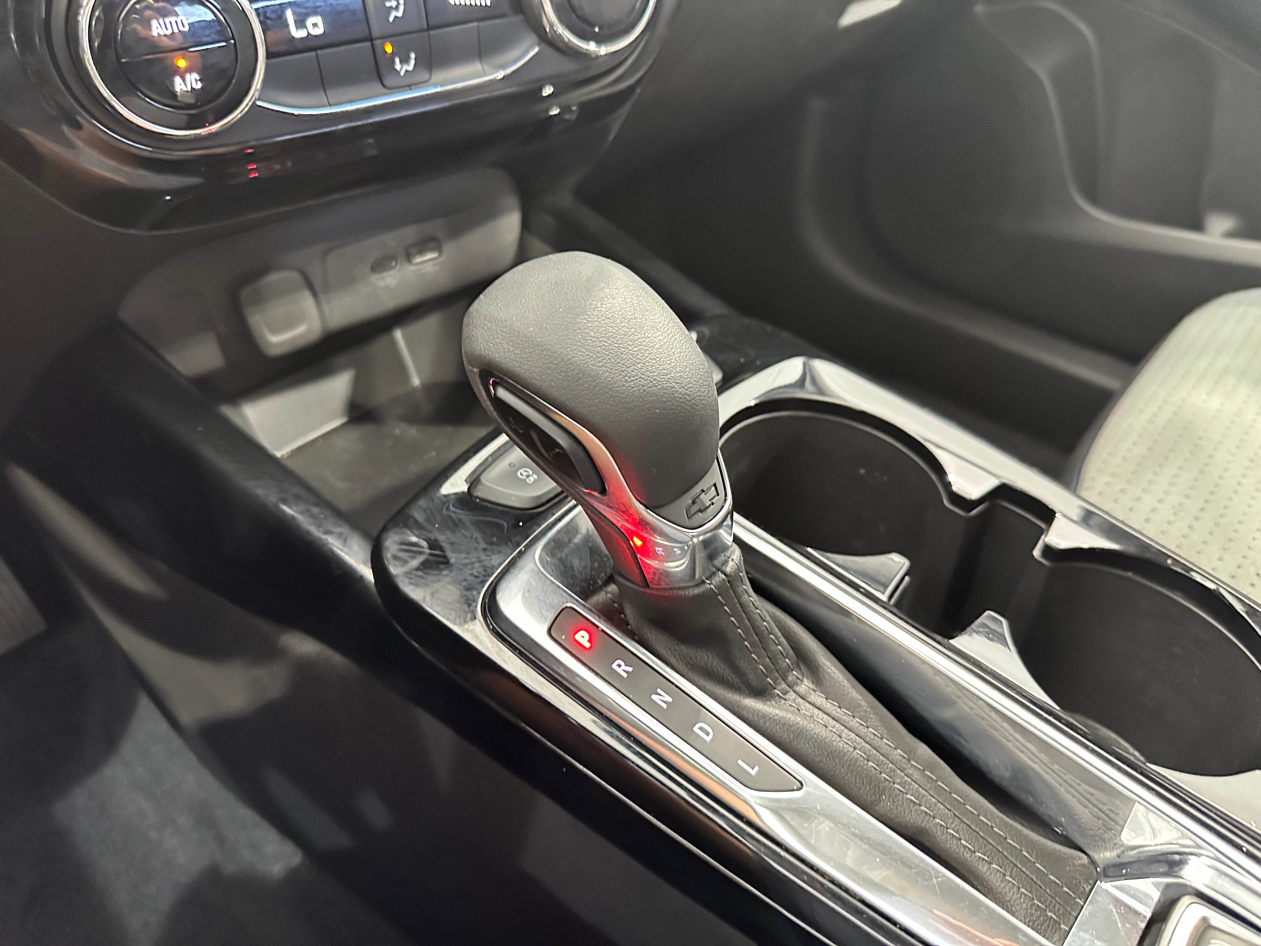 2025 Chevrolet Trax LT - Photo 7