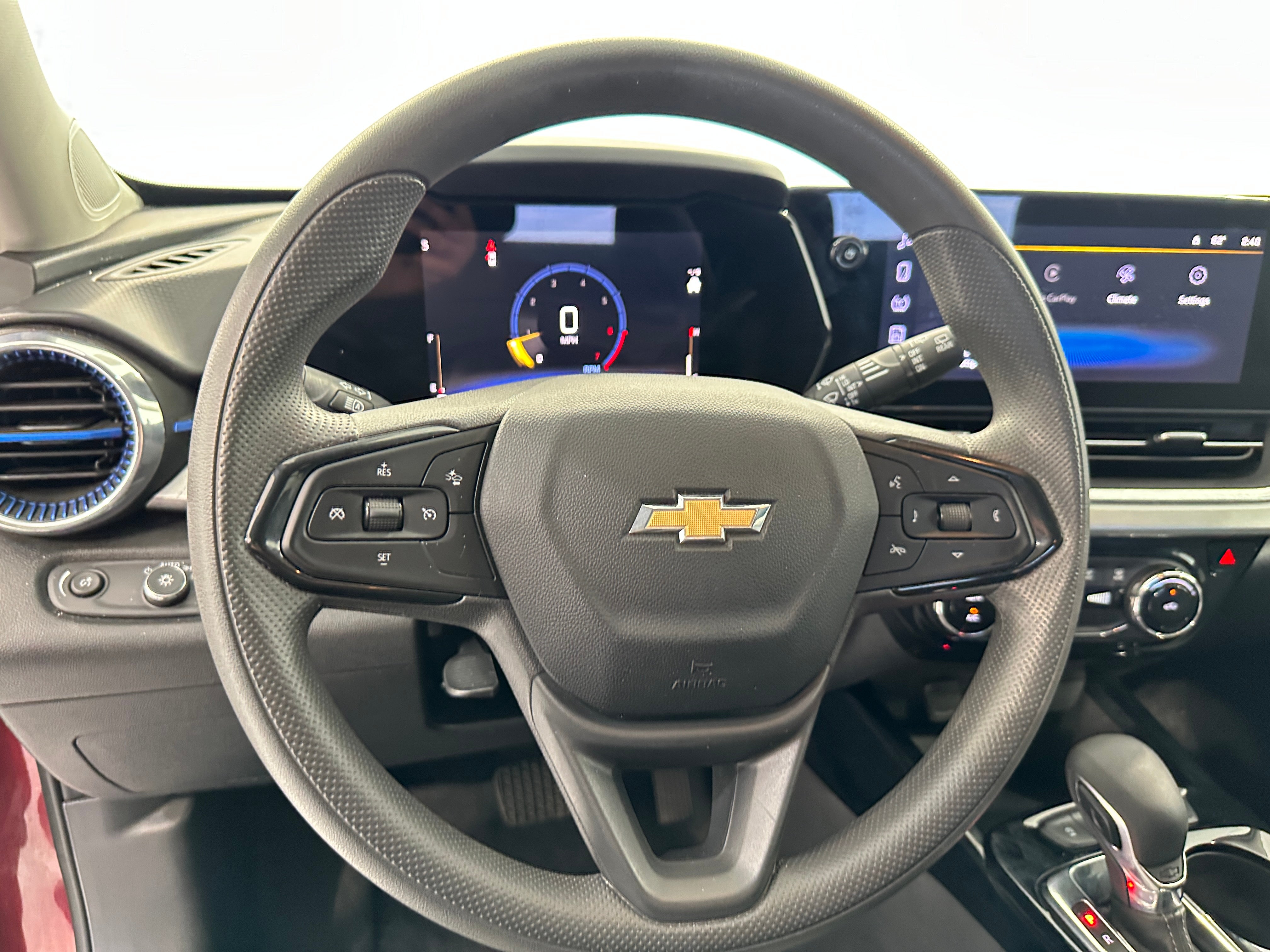 2025 Chevrolet Trax LT - Photo 5