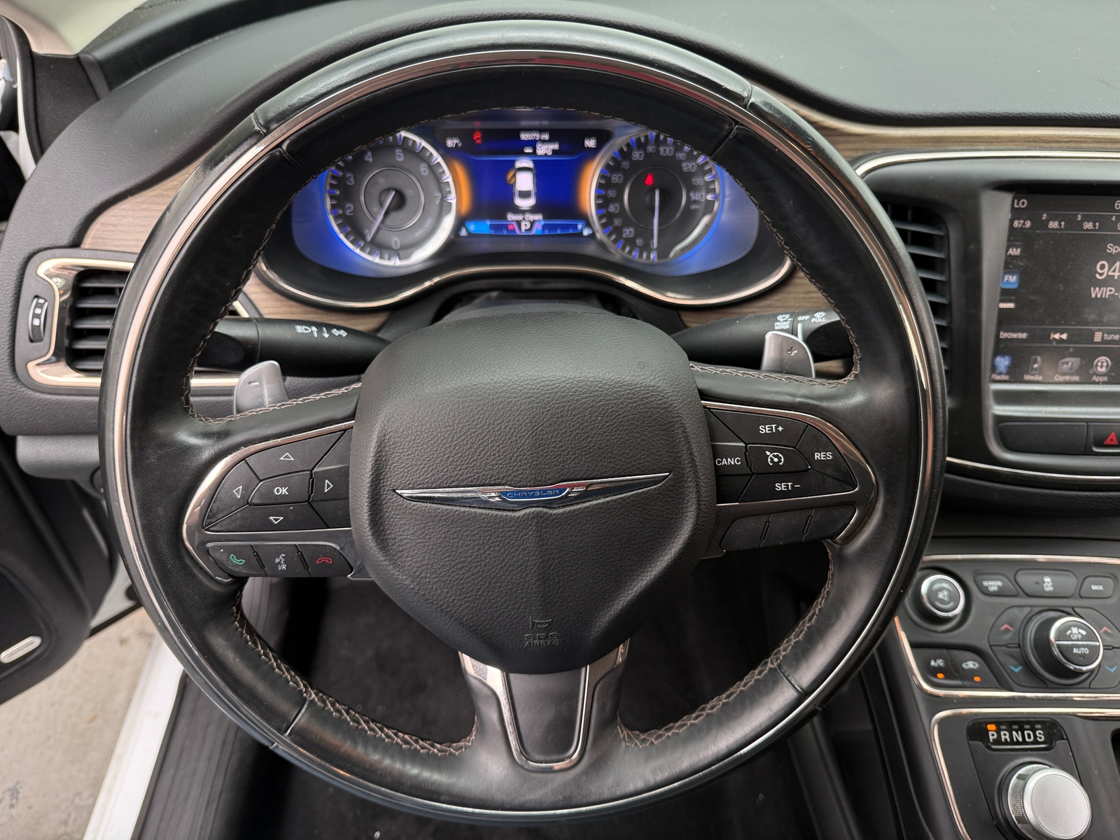 Thumbnail: 2015 Chrysler 200 - 4