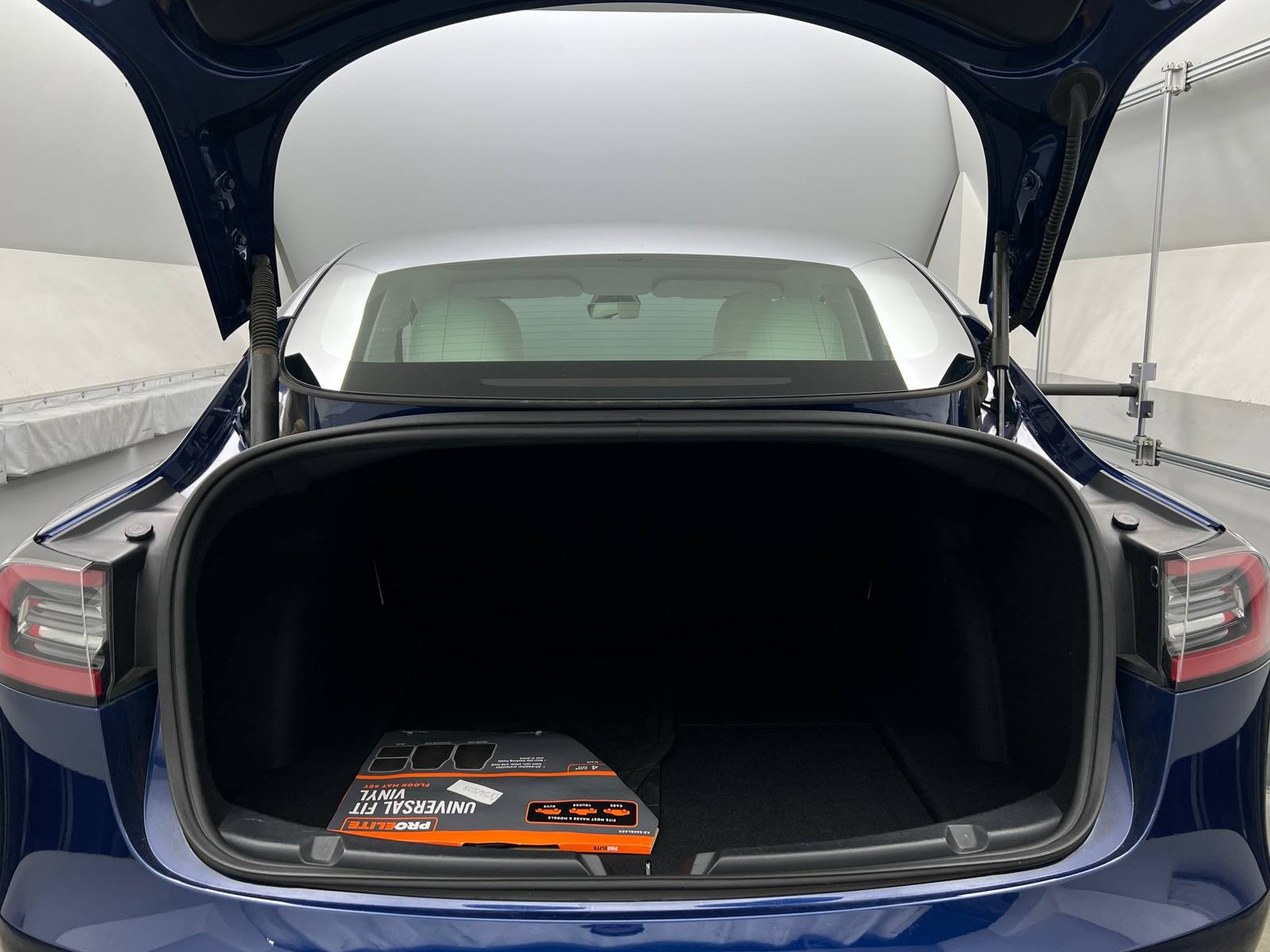 Thumbnail: 2023 Tesla Model 3 - 6
